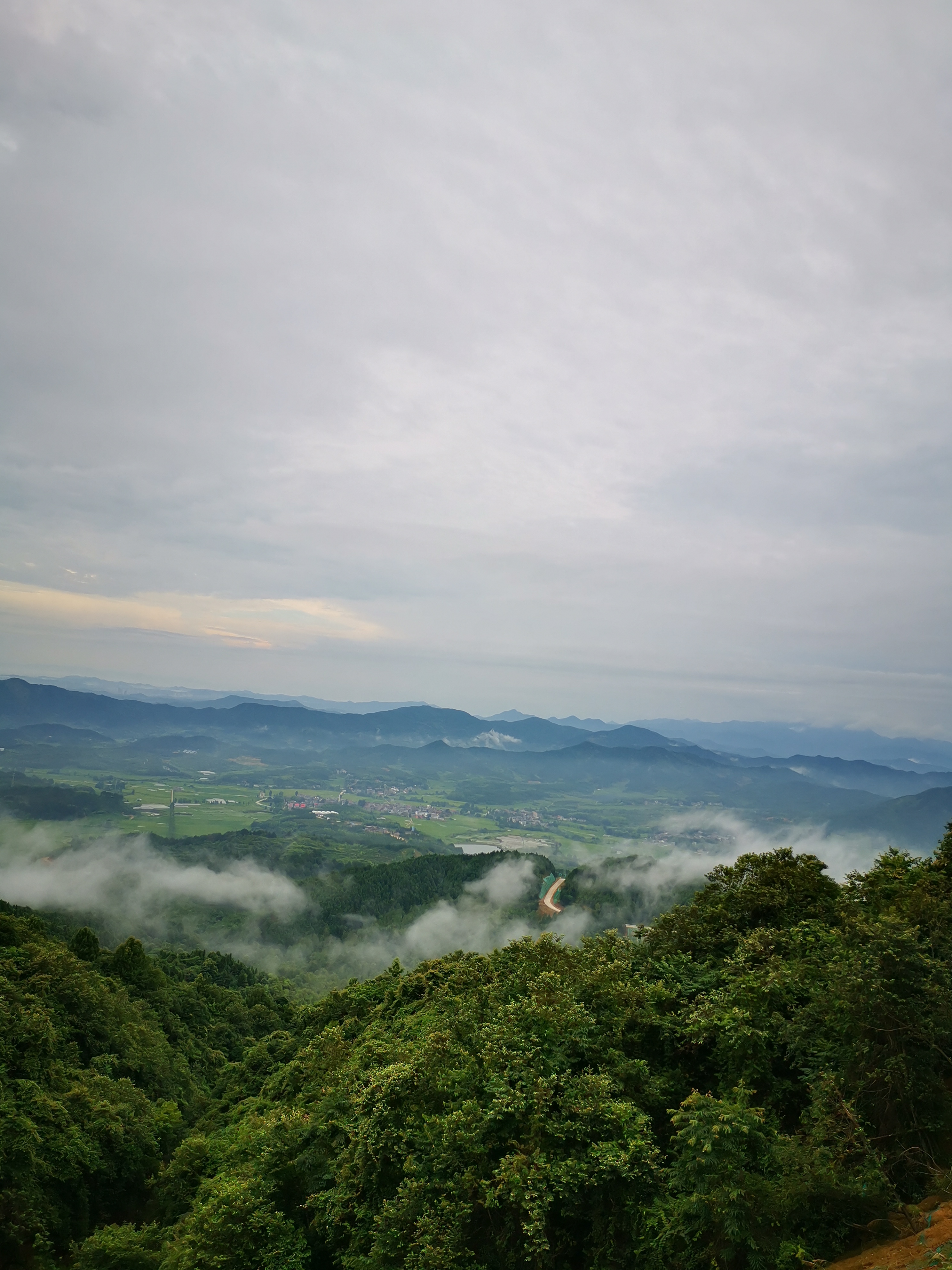 02人生就像一场旅行,不在乎目的地,在乎的是沿途的风景和看风景的
