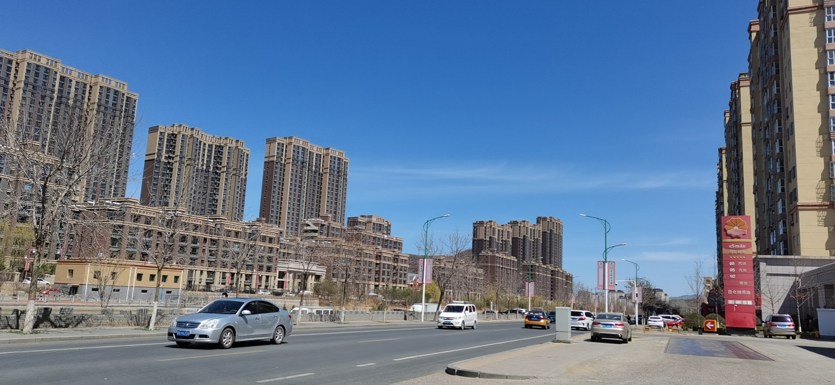 四月的滦平县城(2023/04/19发)