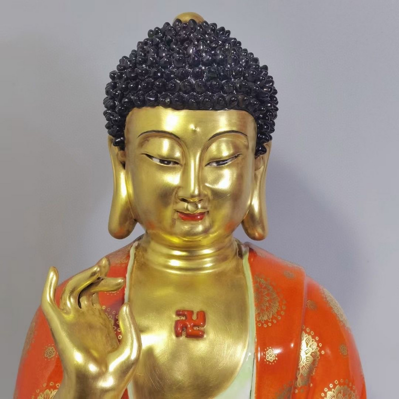 清,矾红描金佛像