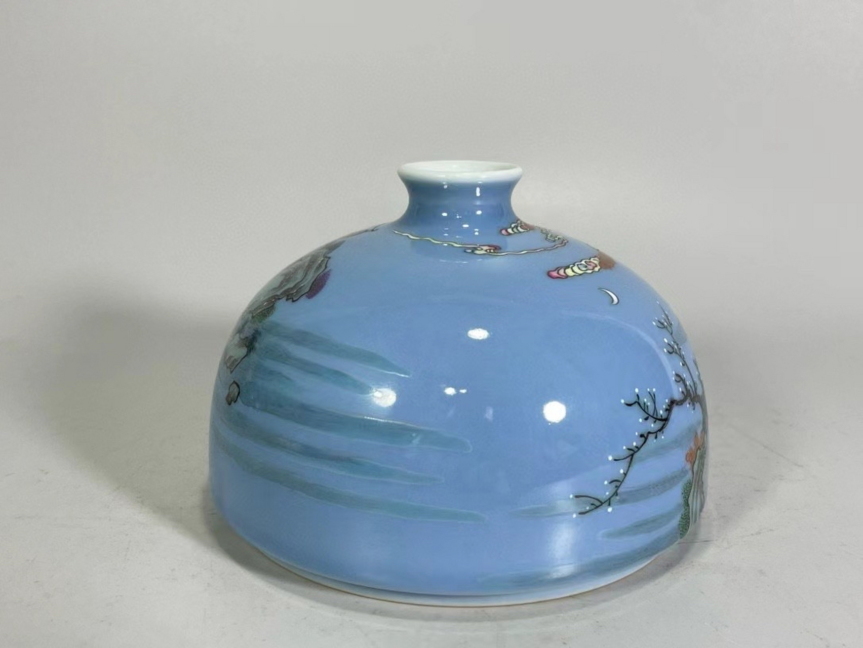 清,天蓝釉底粉彩人物太白尊