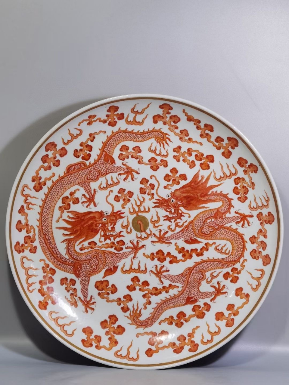 清,泛红龙纹盘