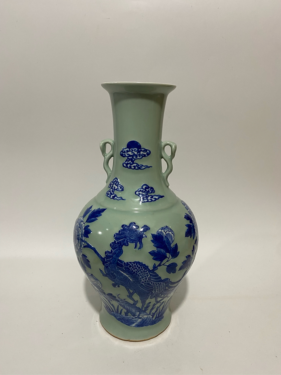 清,豆青釉青花花鸟瓶