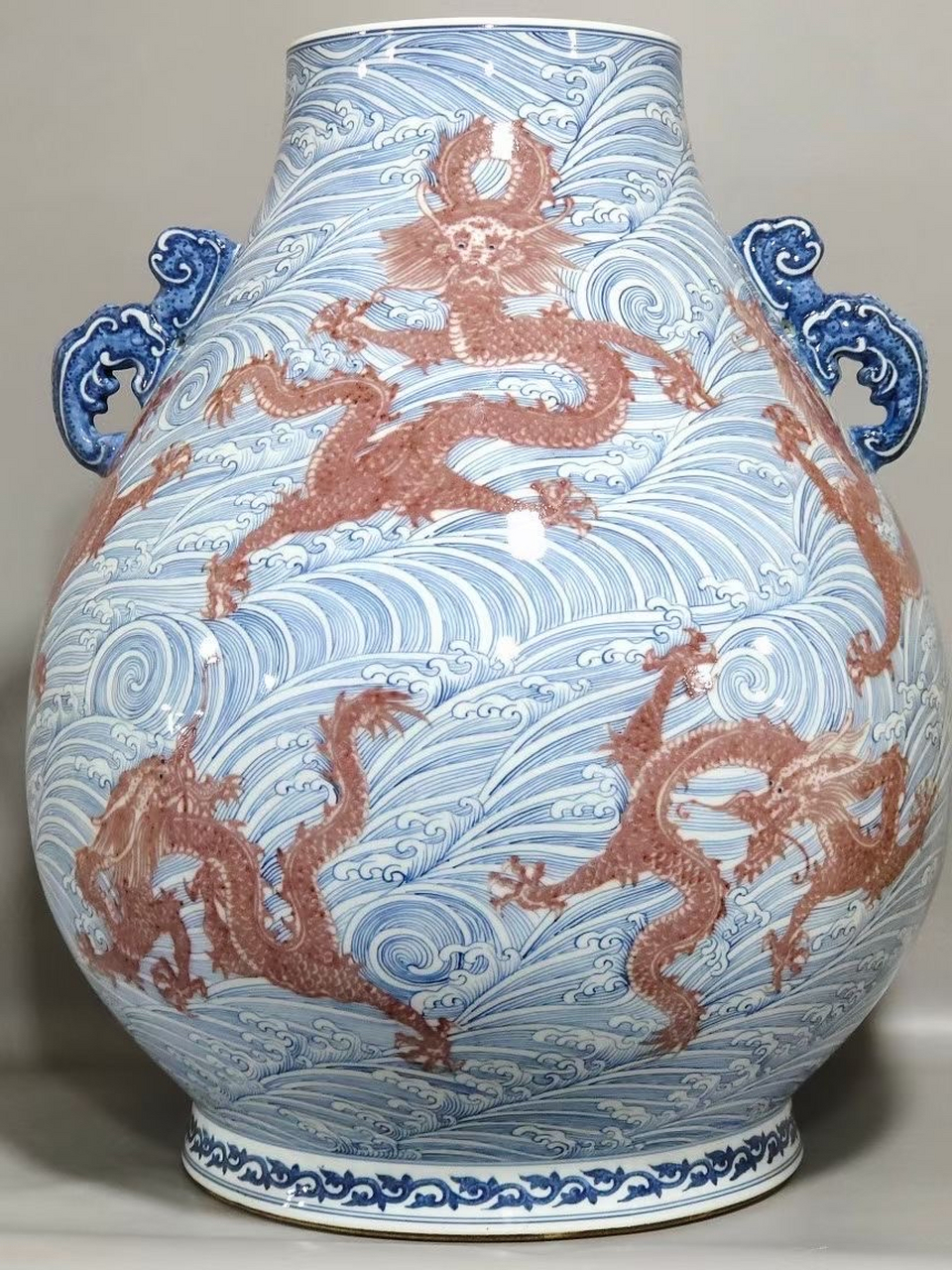 青花海水釉里红红龙纹尊