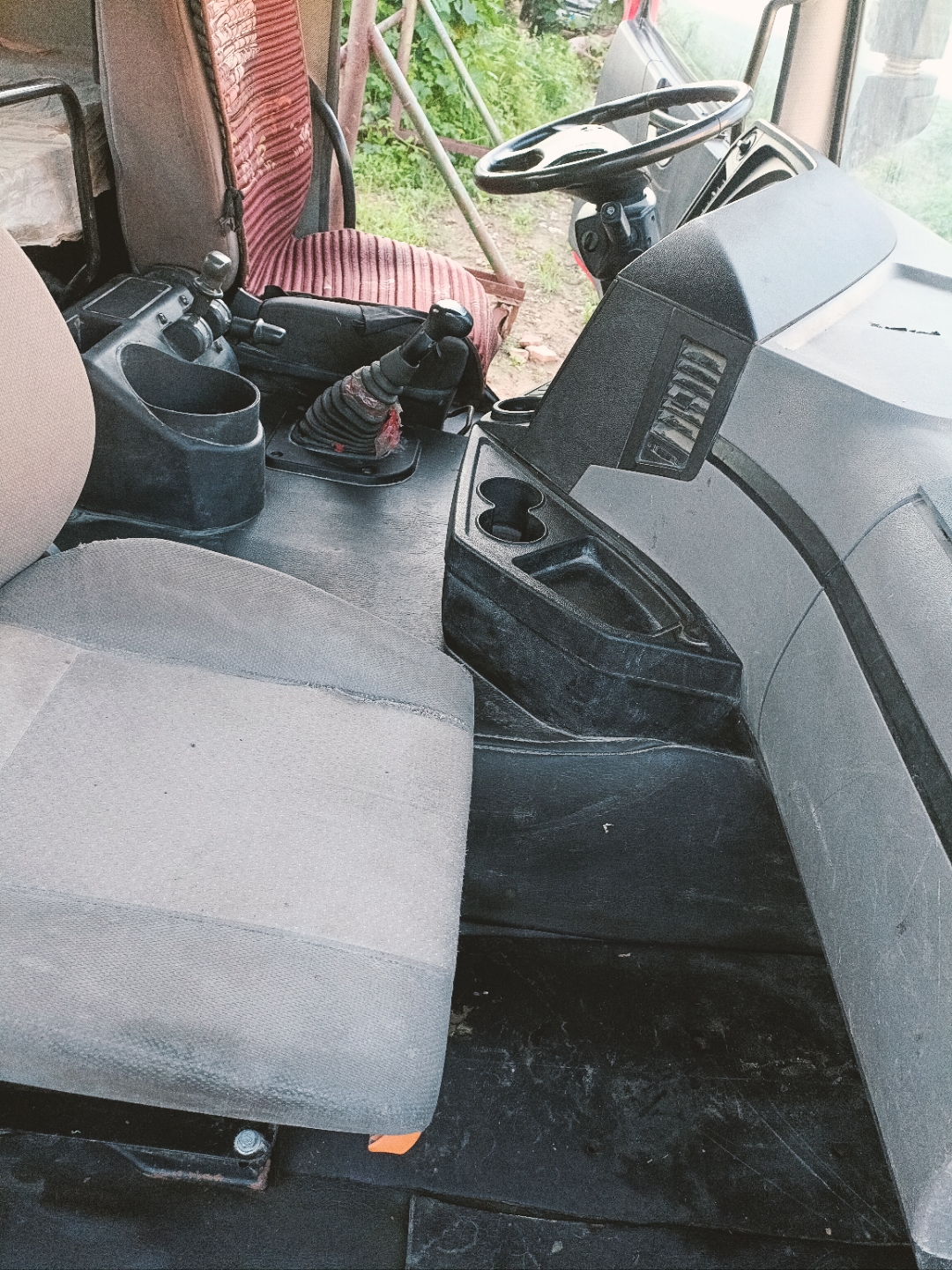 红岩杰卡驾驶室.红岩杰卡c500驾驶室