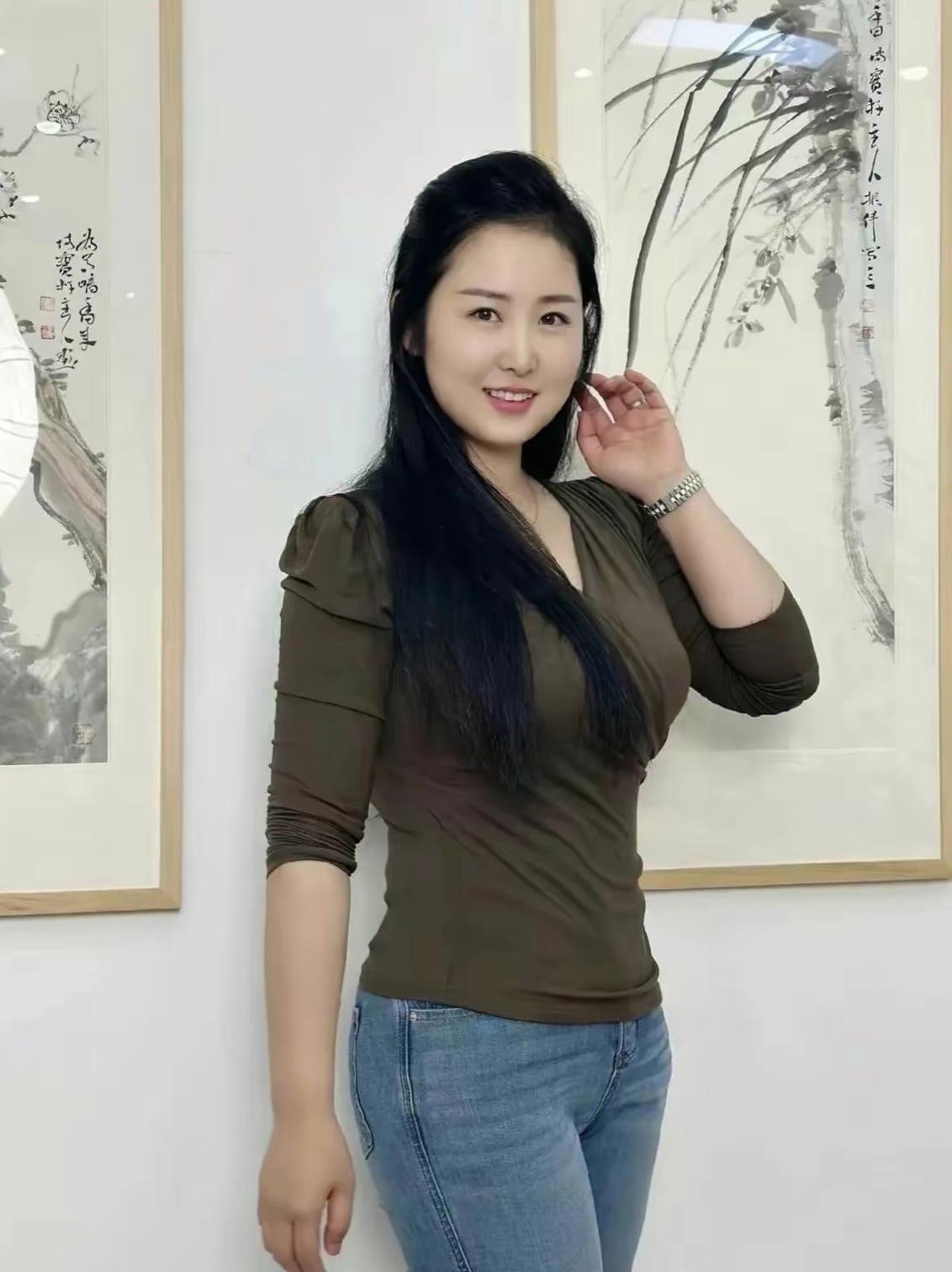 姝姝虽然你长得好看,嘴特别厉害对家人尖酸刻薄,对