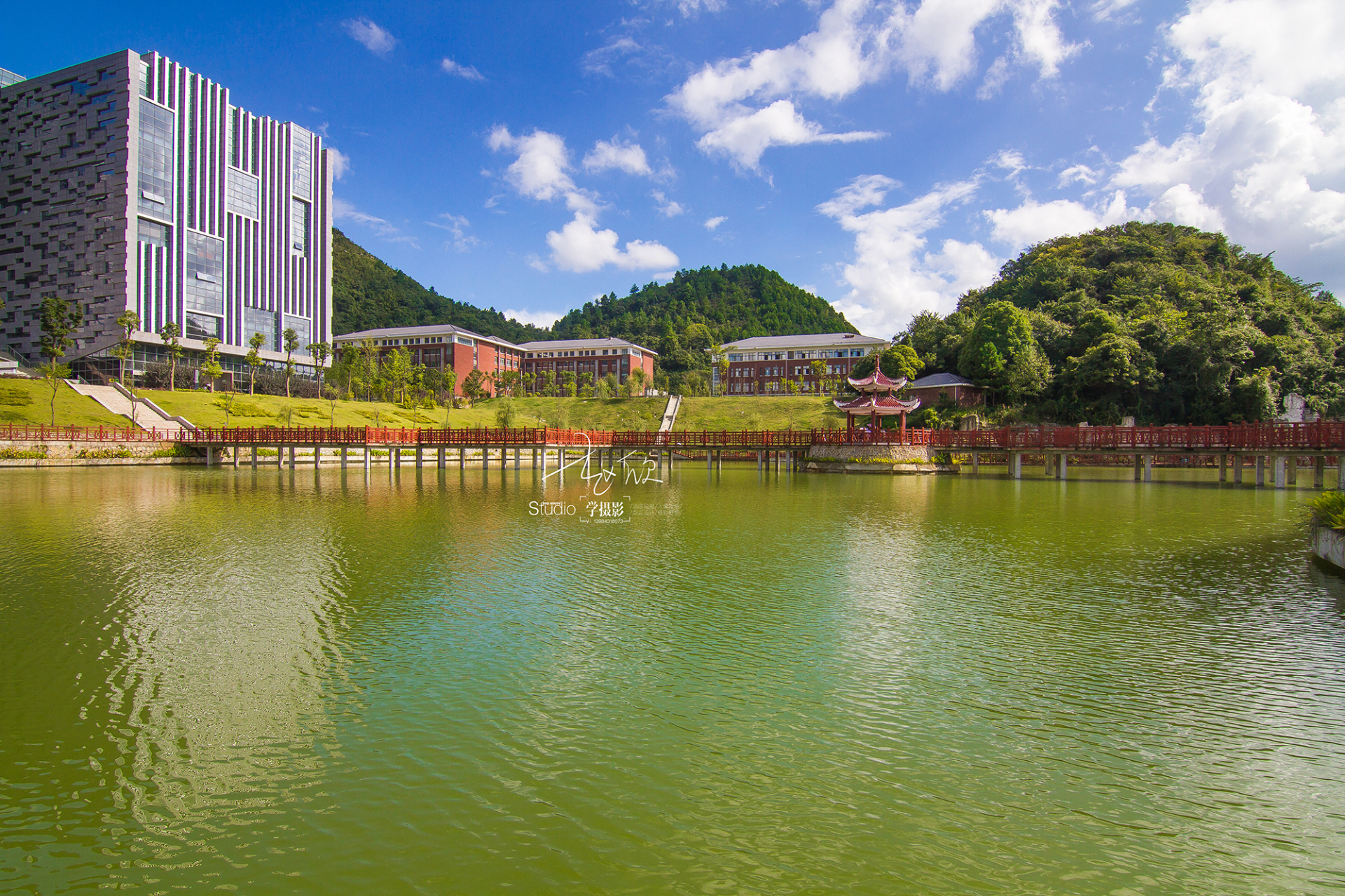 贵州大学城真是超美 贵州的花溪大学城,几乎把贵州所有不错的大学都