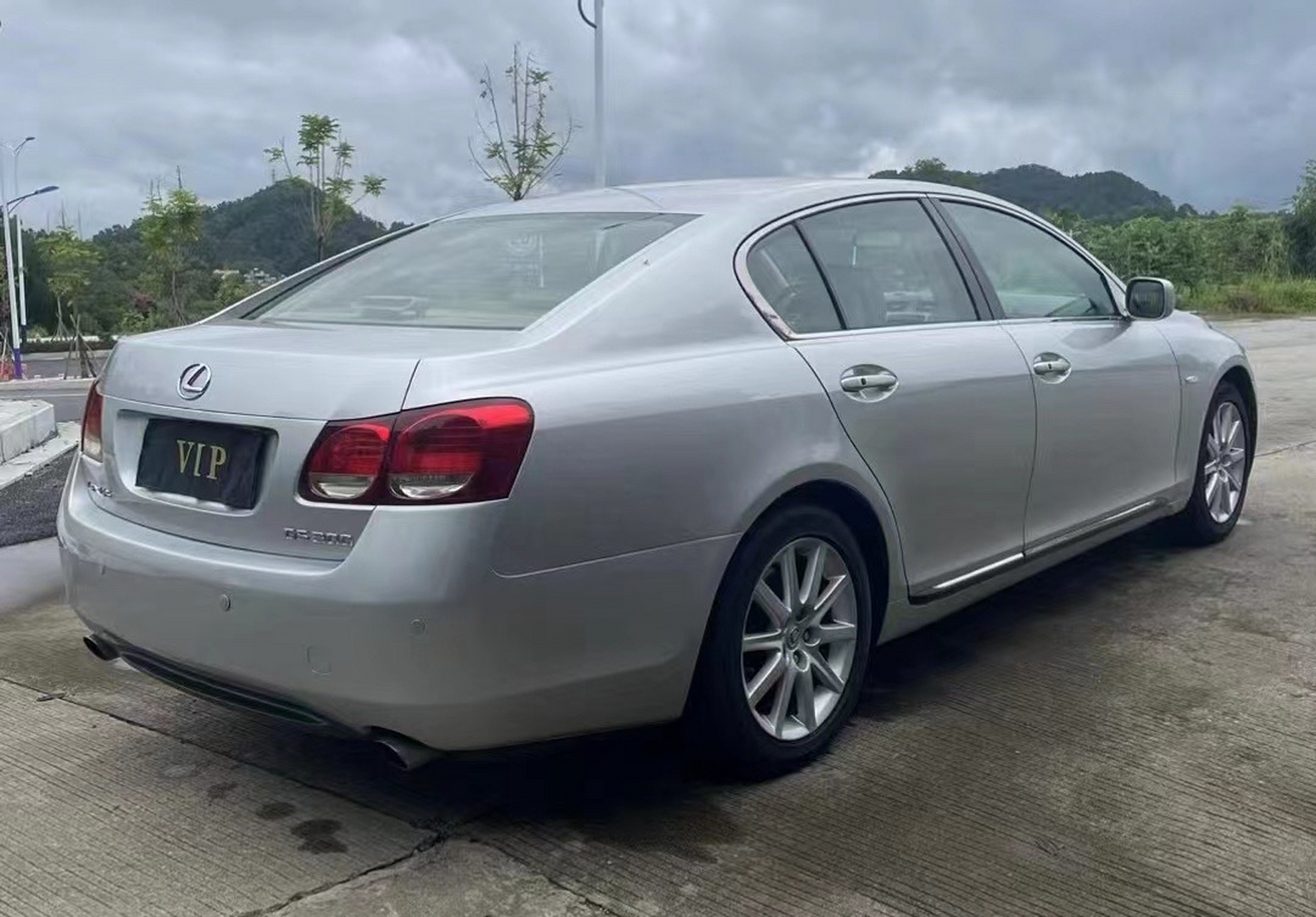 准07年雷克萨斯gs300,一手车,实表13万多公里 全程4s保养,车况极品