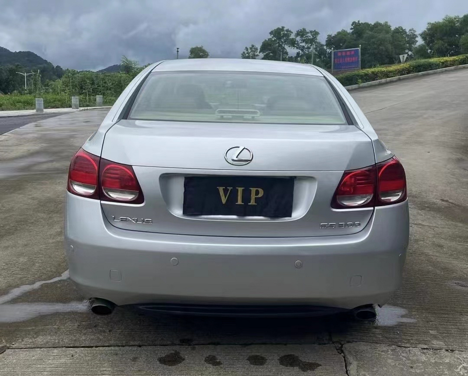 准07年雷克萨斯gs300,一手车,实表13万多公里 全程4s保养,车况极品