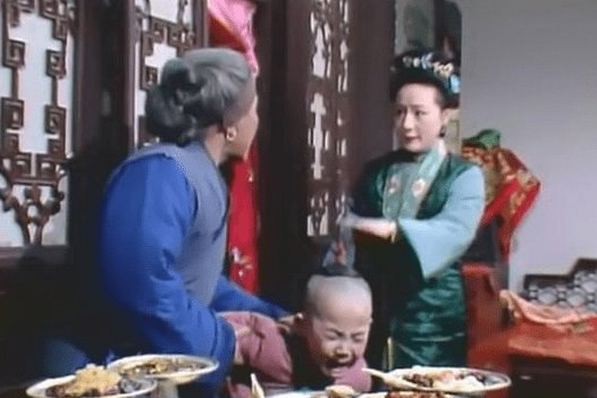 2003年,20多年未见的"刘姥姥"沙玉华,和"板儿"李钥,在《艺术人生》的