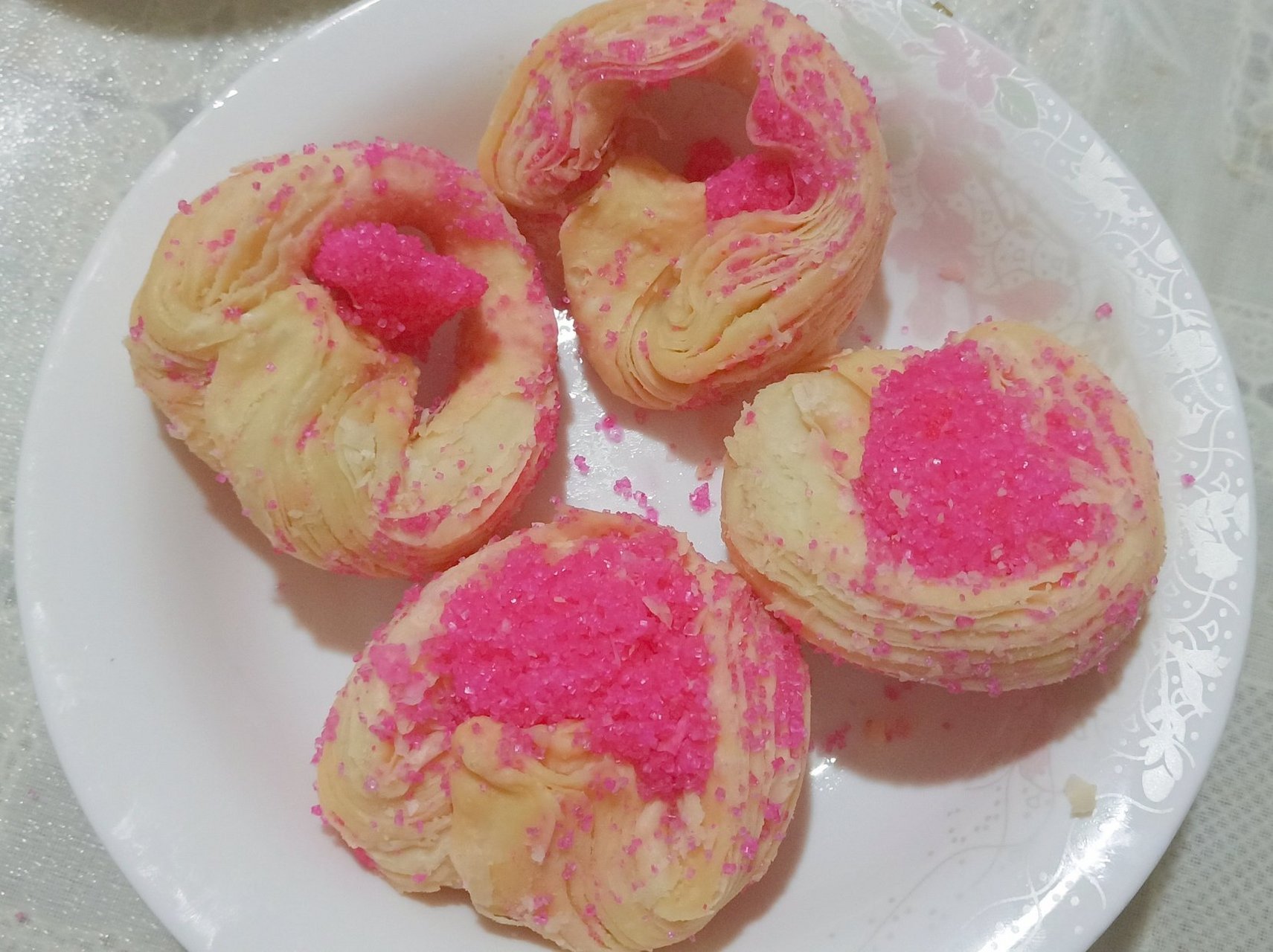 马蹄酥,佳县人也叫它"蜜窝",在陕北一带具有几百年的制作历史,口感酥