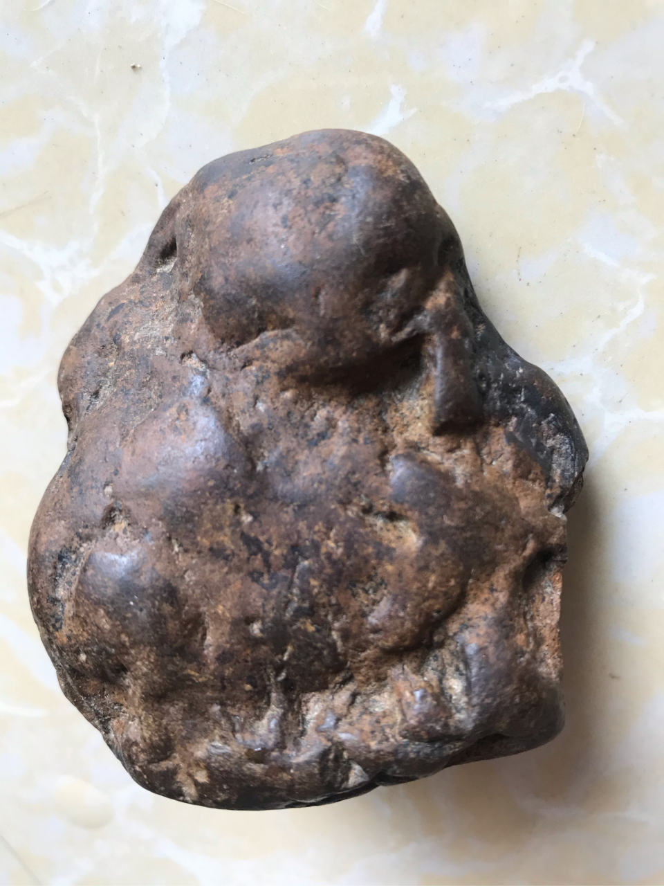 稀有金属陨石,微弱磁性,有金属质感和光泽,陨石特征经典.