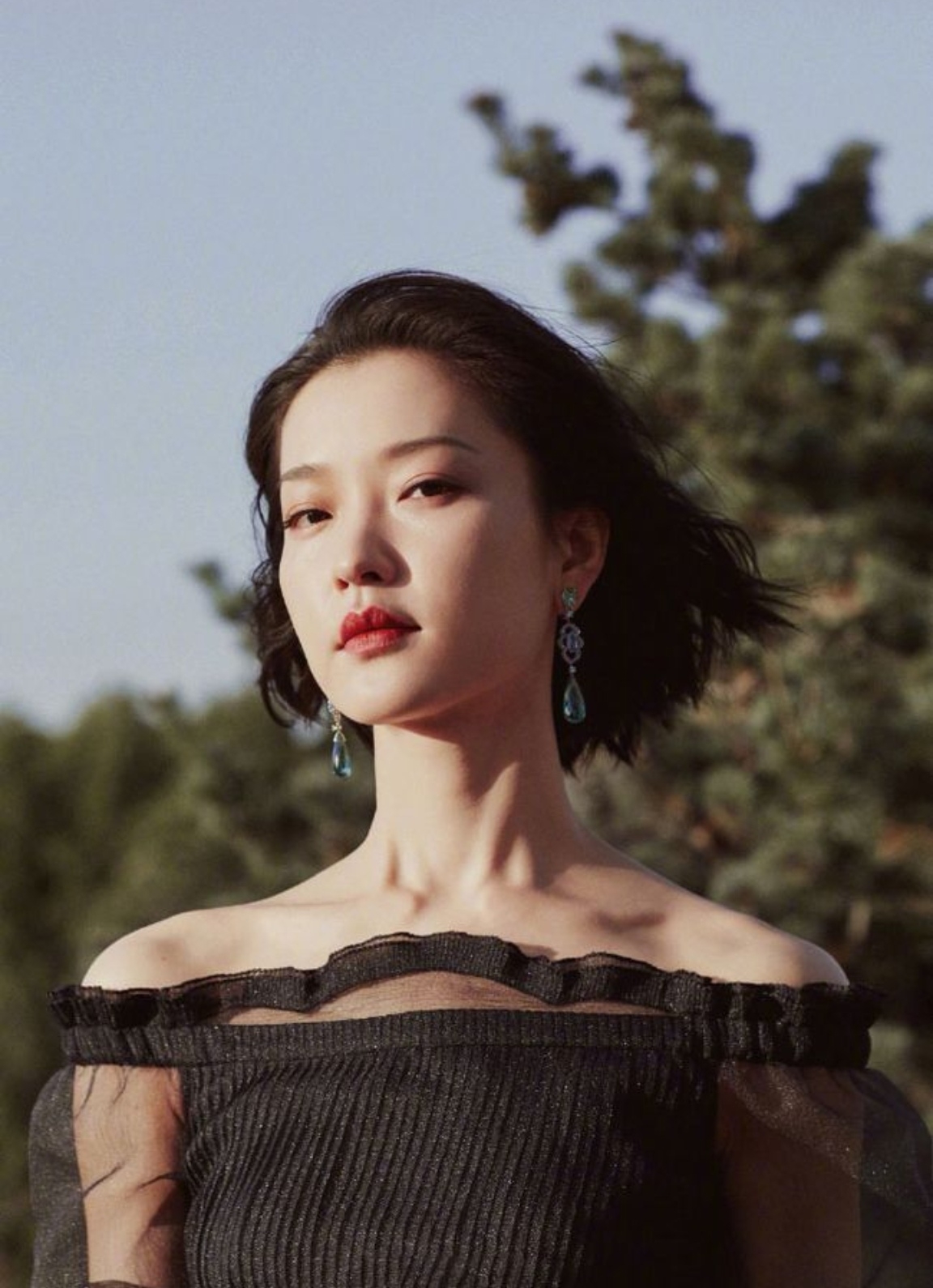 那些具有清冷气质的女星们  一笑倾国倾城  不笑冷艳冰霜