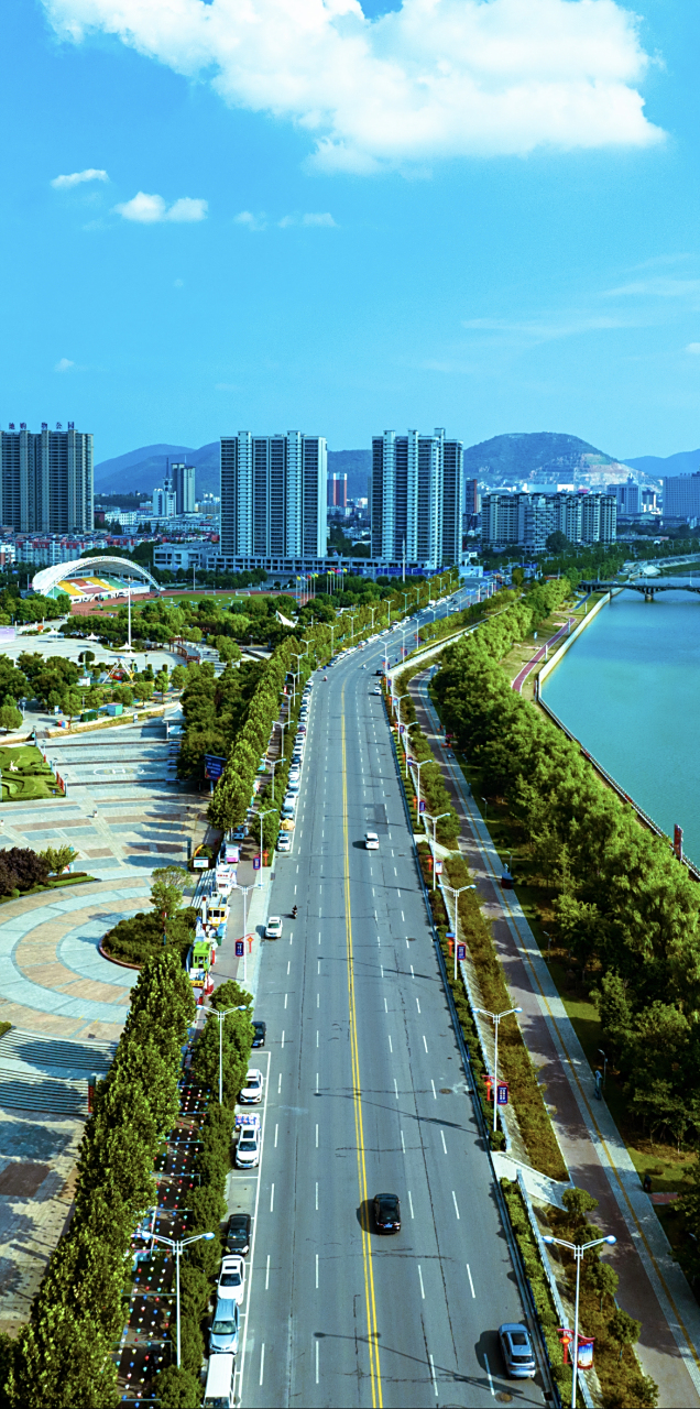 淅川县有许多令人心动的旅游景点,无论你是喜欢历史文化还是自然风光