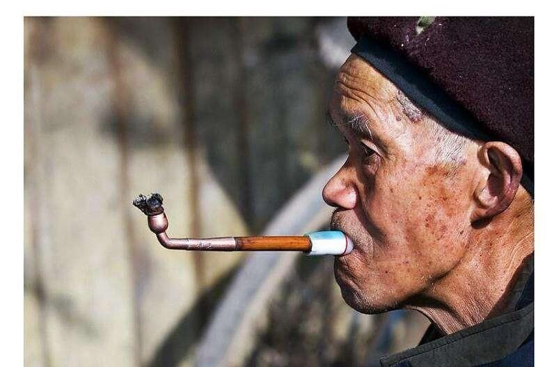 香烟没出现之前,农村的老人抽旱烟,为什么感觉他们很少的肺病?