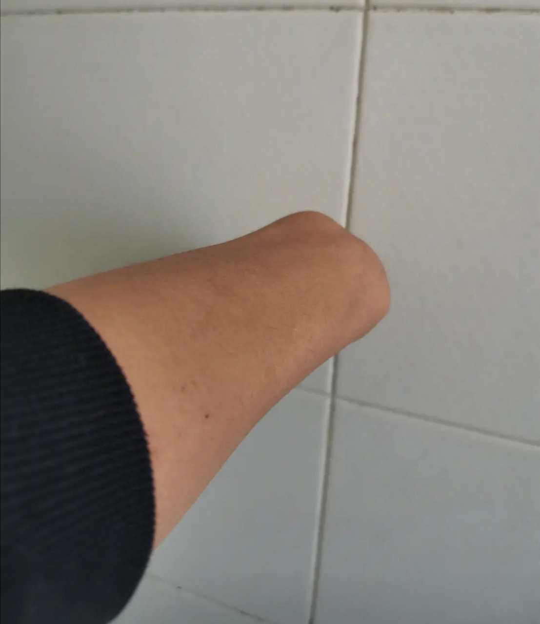 网友:没有手的痛苦你们能理解吗?