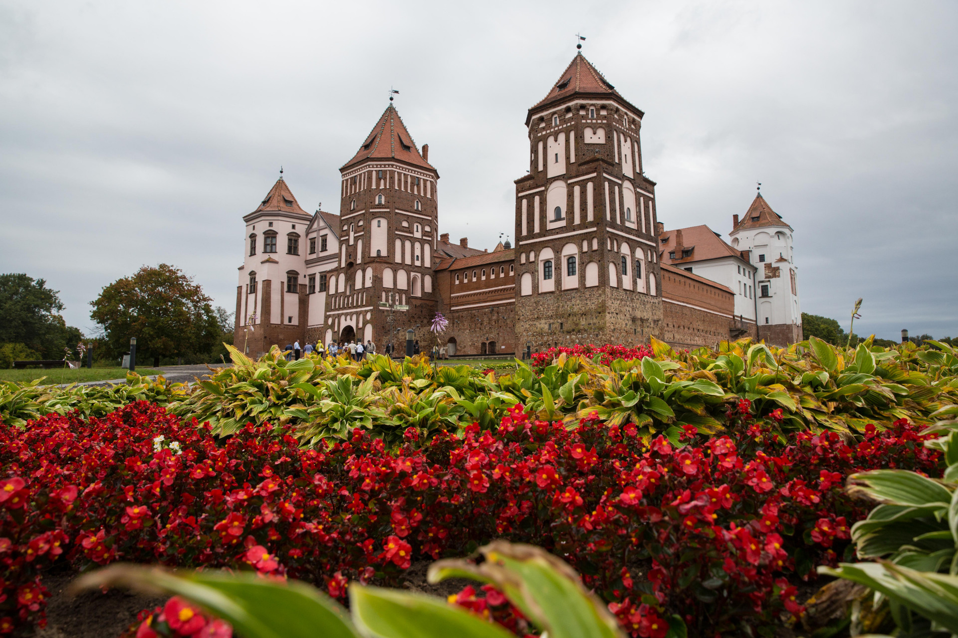 米尔城堡,折中主义的完美范例  米尔城堡,是折中主义的完美范例,它