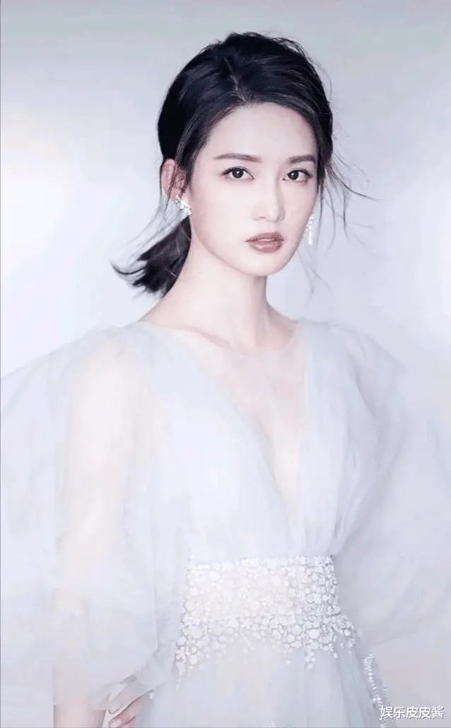 18位明星的瓜,涉及田馥甄,华晨宇,周冬雨,贾玲,杨幂等艺人  李沁平常