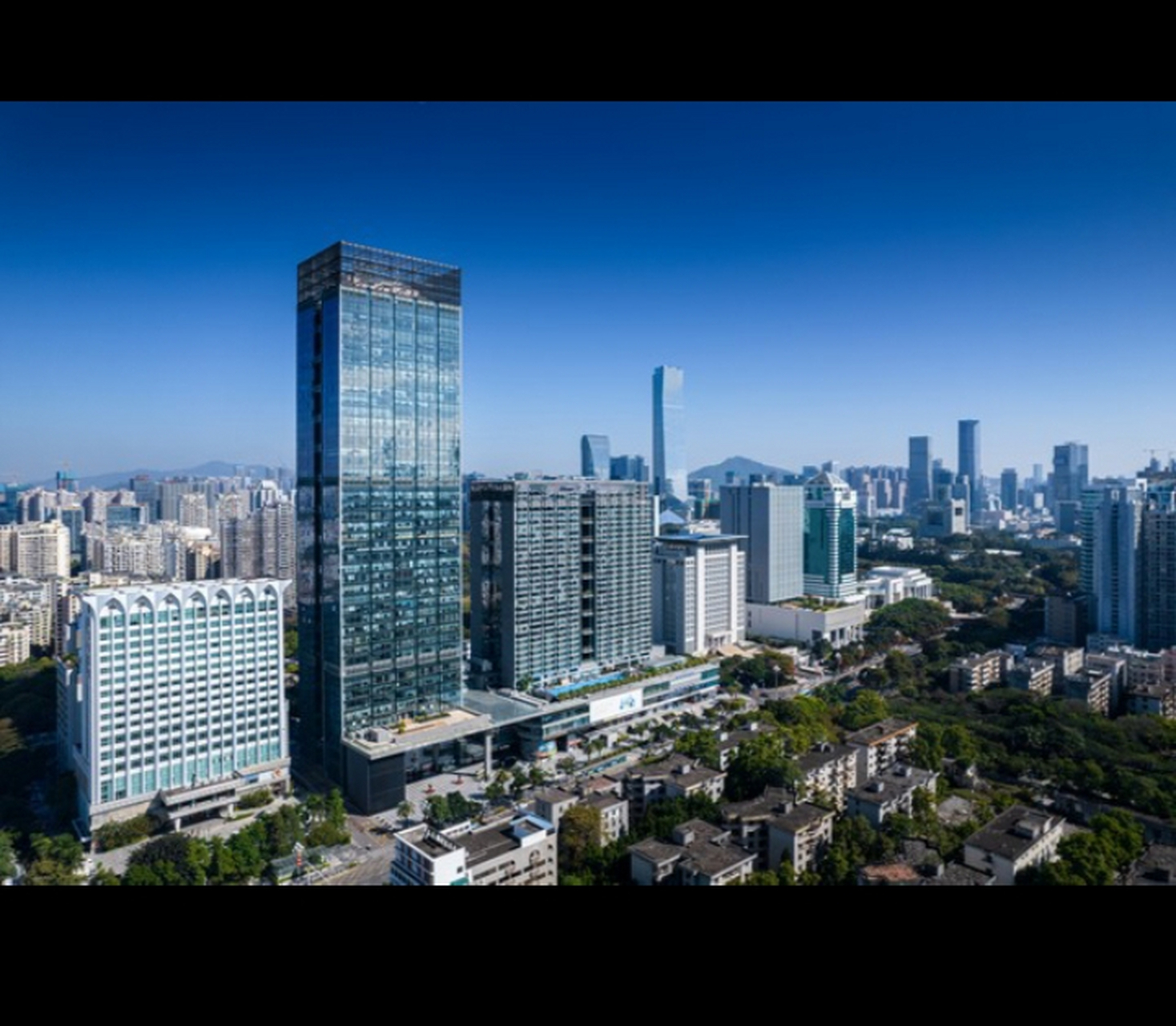 昆明的历史故事79期《昆明桃源广场》#ai共创计划# 昆明桃源广场是