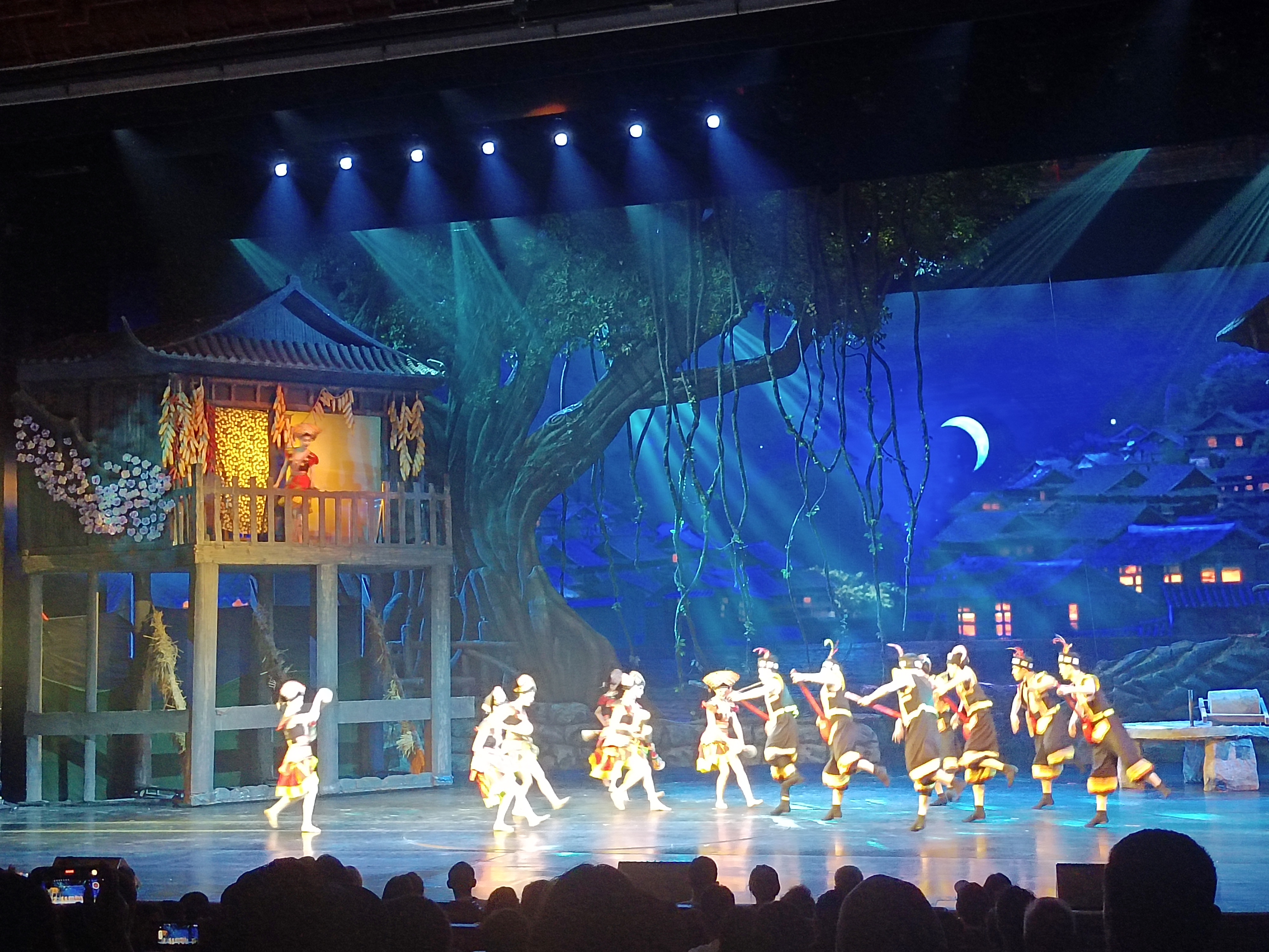 魅力湘西表演