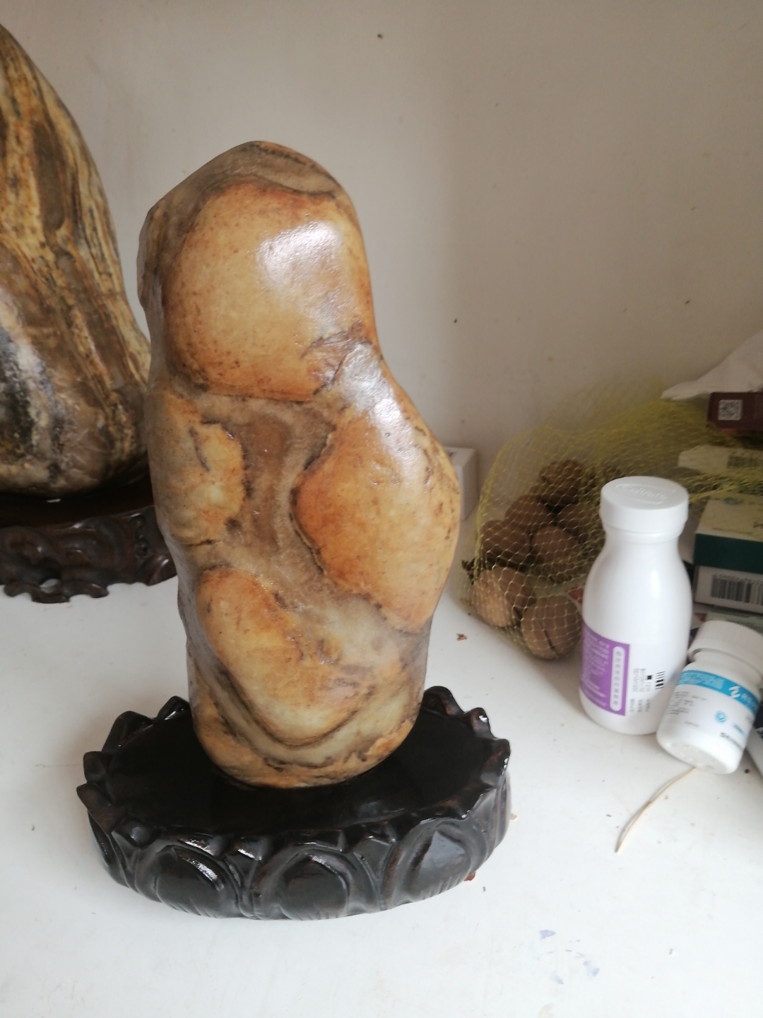 天然奇石出售 图一:玉化奇石达摩祖师 图二:玉石老寿星