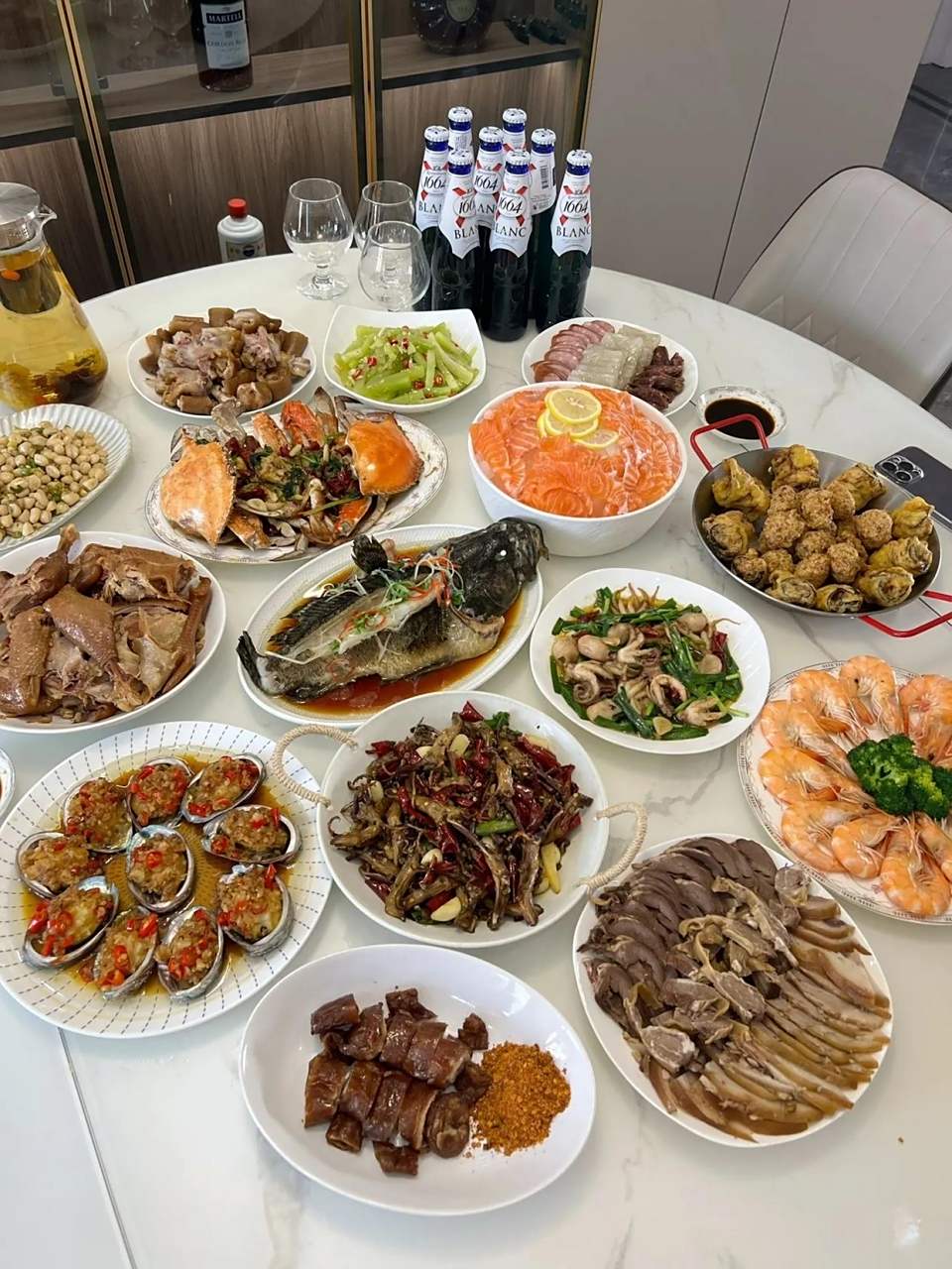 图一,大姨家吃晚饭 图二,二姨家吃晚饭 图三,小姨家吃晚饭