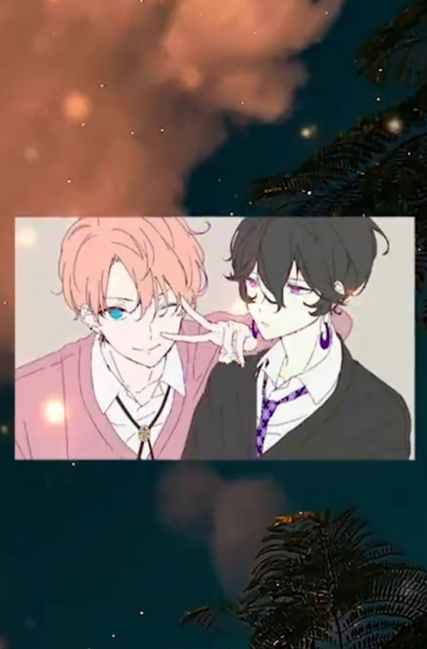 日月:"可以吻你么?在月亮之下" 灿灿:"可以!