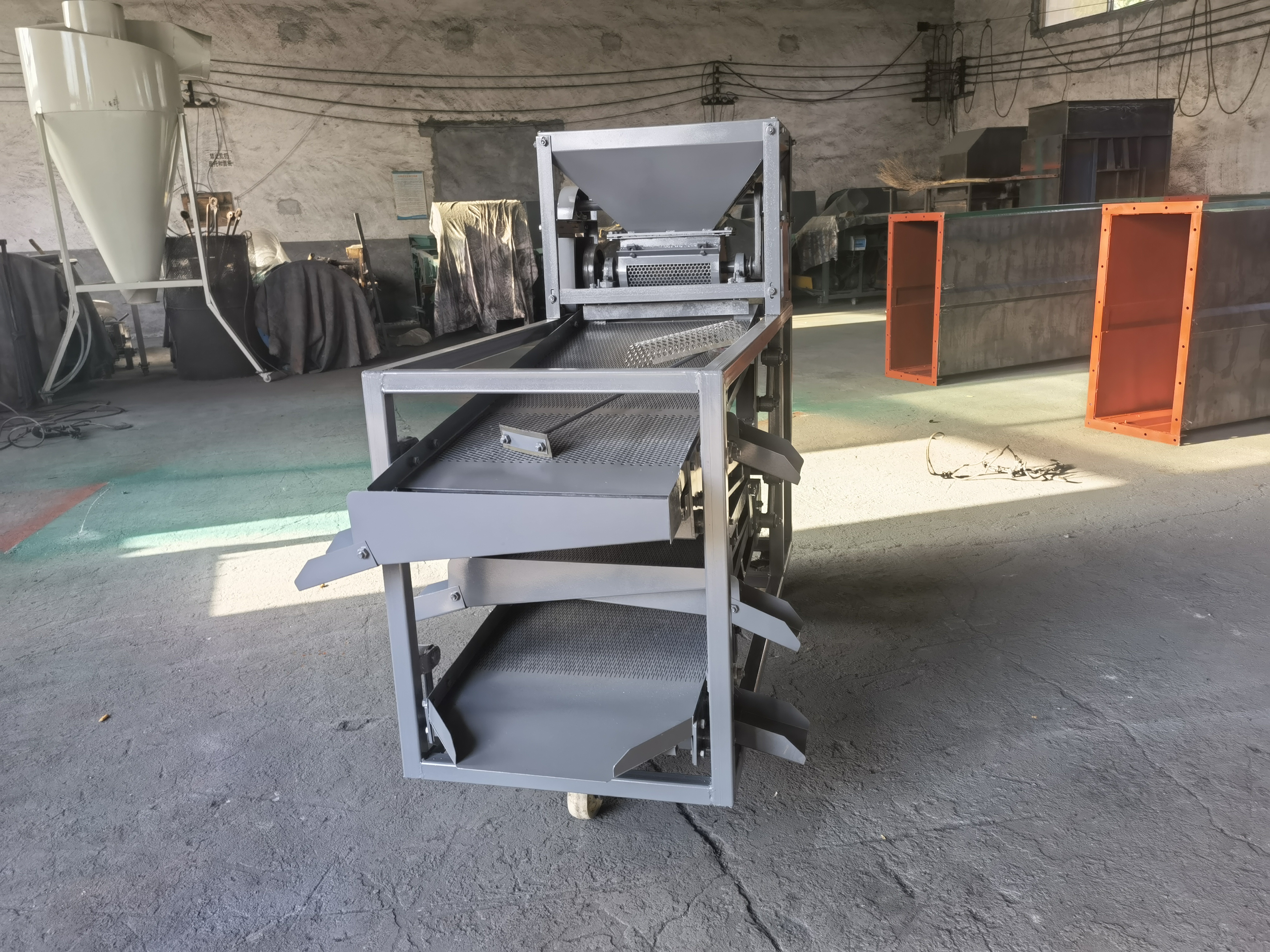 农用花椒筛选机 花椒壳籽筛分机 花椒秸秆叶枝清理筛,花椒筛用于烘干