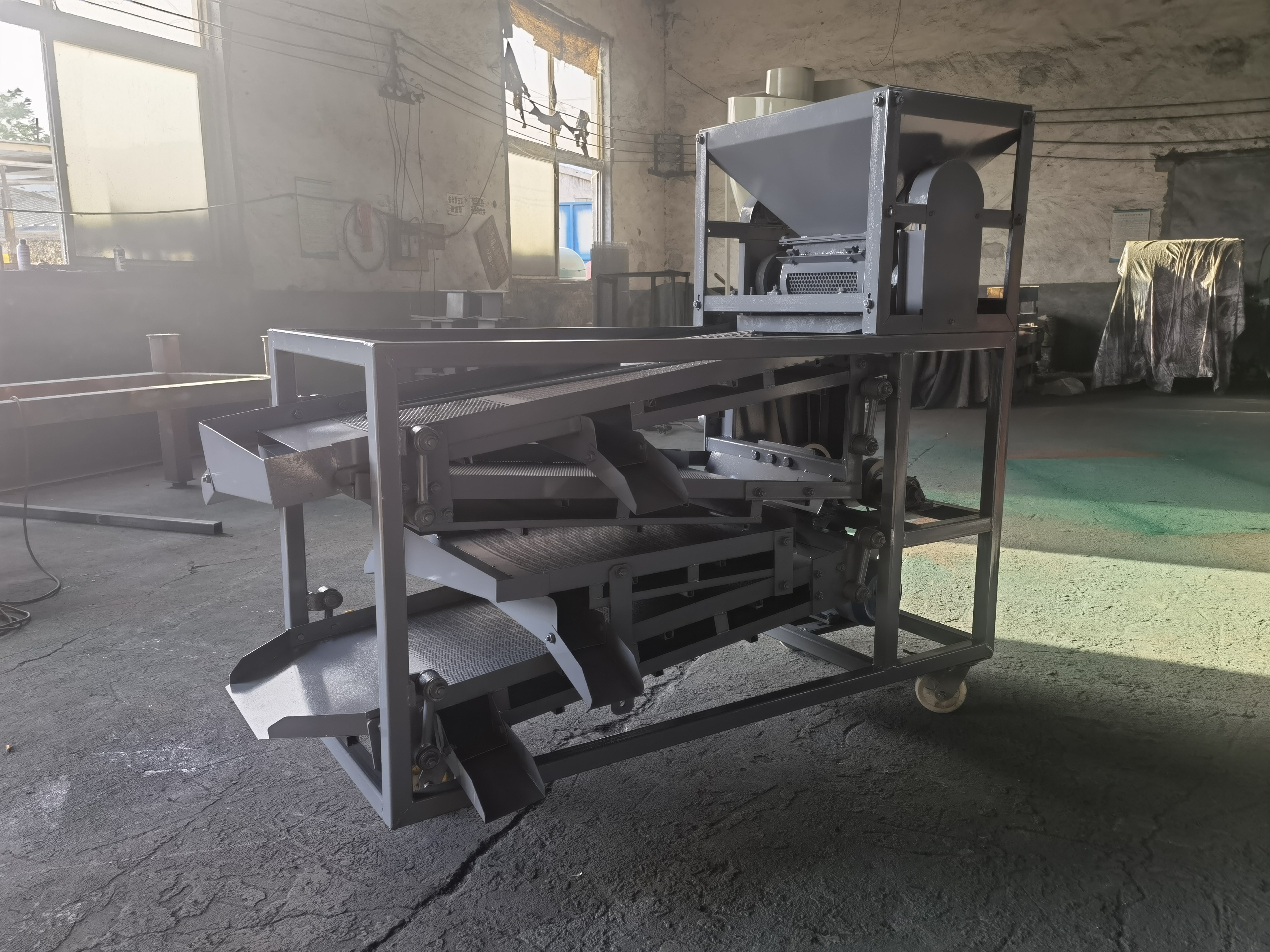 农用花椒筛选机 花椒壳籽筛分机 花椒秸秆叶枝清理筛,花椒筛用于烘干