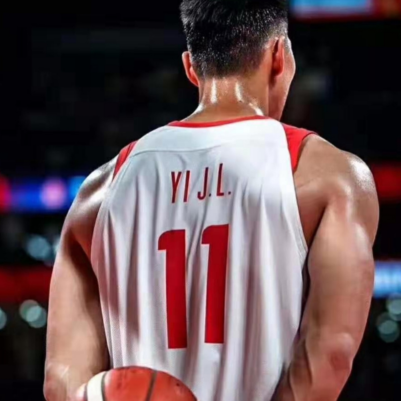 易建联正式宣布退役# #秋天生活图鉴#  刚刚听到#易建联正式宣布退役