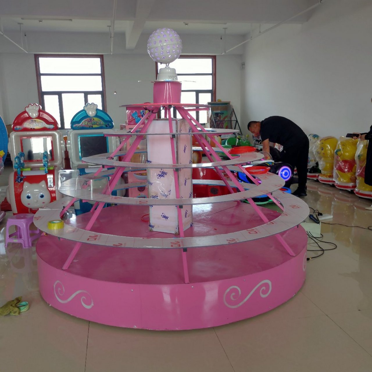 商场夜市幸运套圈圈机,庙会套圈机,大炮乐园射球机厂家,网红小火车