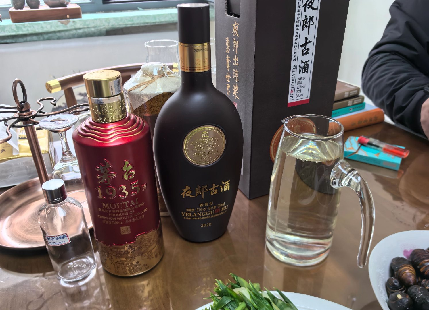 昨天和几个好朋友在品酒小屋小聚.大厨准备了几道硬菜!