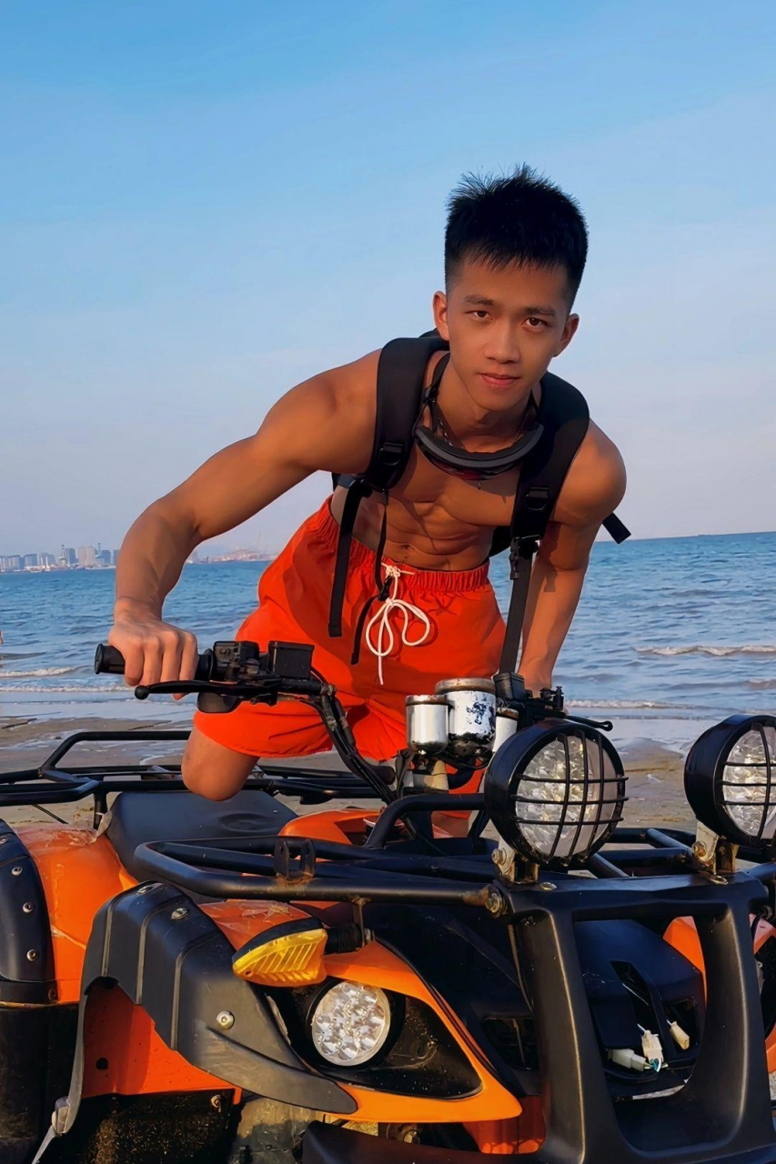 腹肌# #帅哥# #肌肉型男