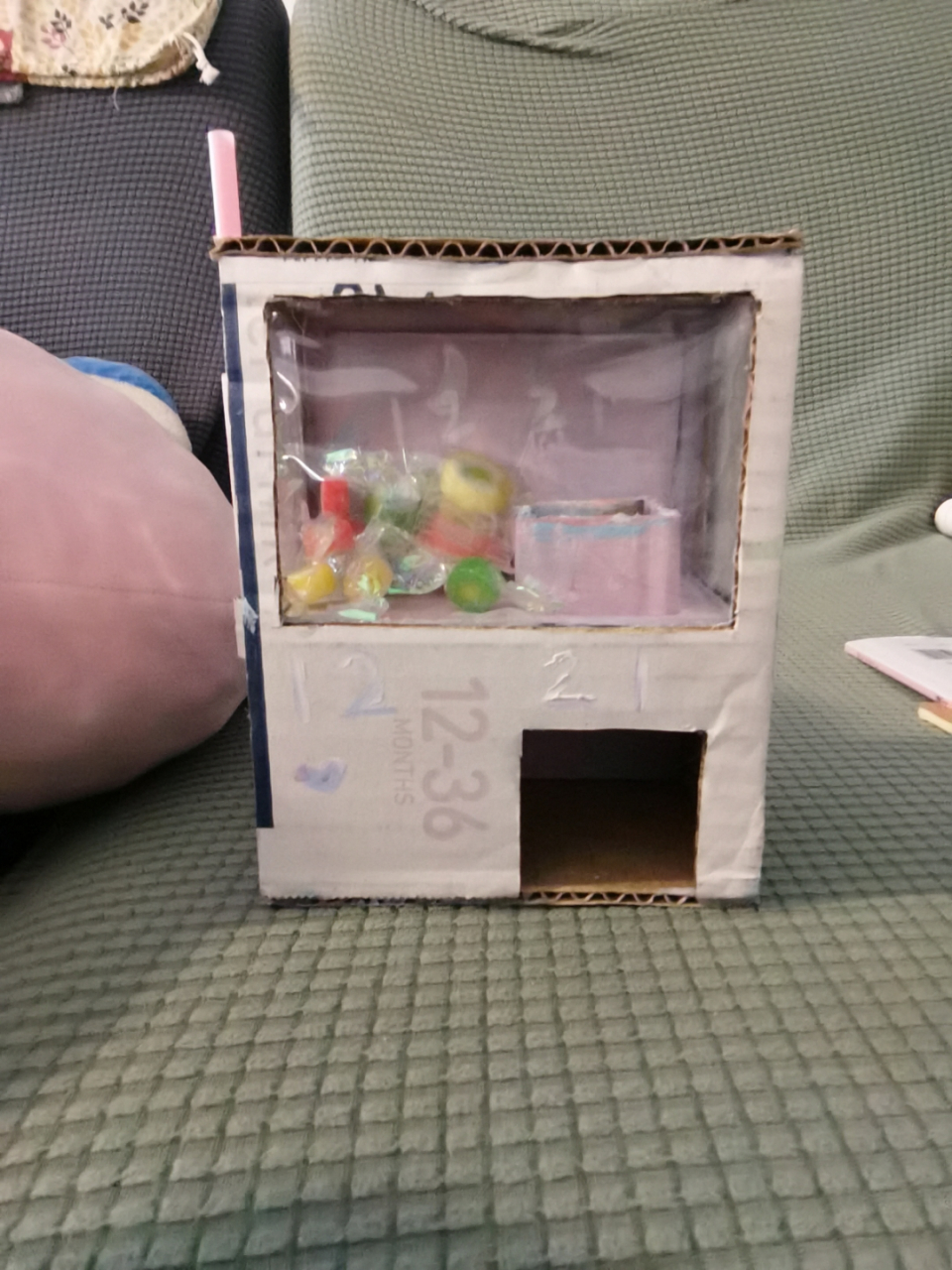 怼怼爱手工 自制抓娃娃机,还挺好玩的