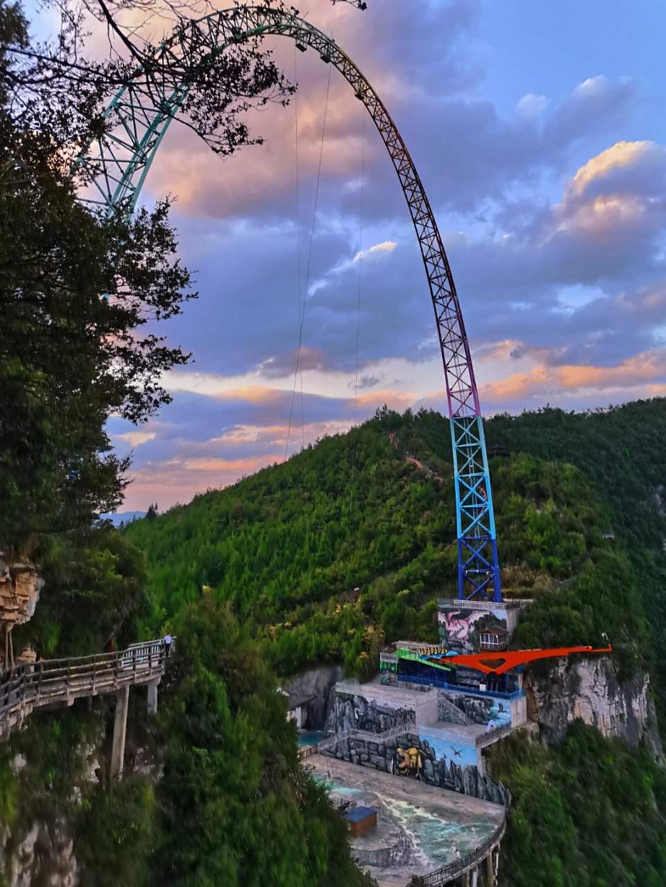 【天下第一缸】云阳龙缸,重庆云阳龙缸国家地质公园,国家5a级旅游景区