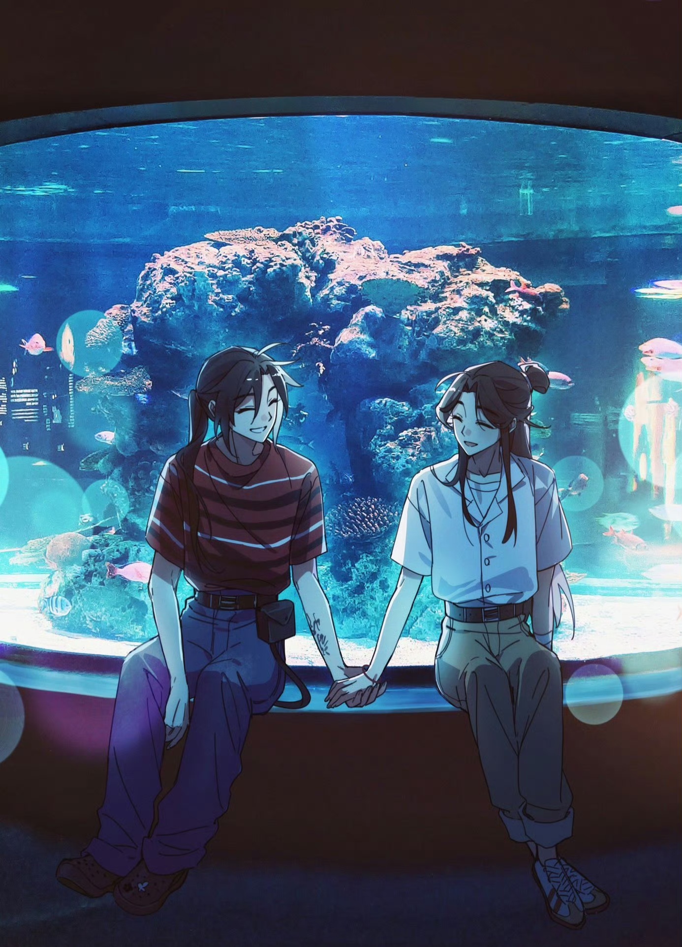 谢怜和花城他们也许正在一个小角落旅行呢,只是我们不知道而以,团团