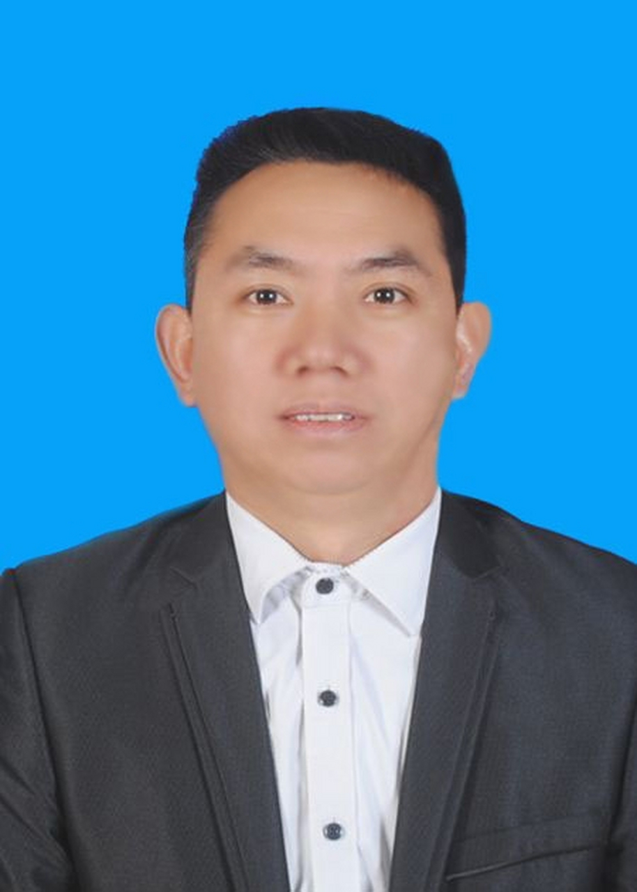 程茂芝简历 中文名:程茂芝 原名:  程源;艺名:幽梦年华 国籍:  中国