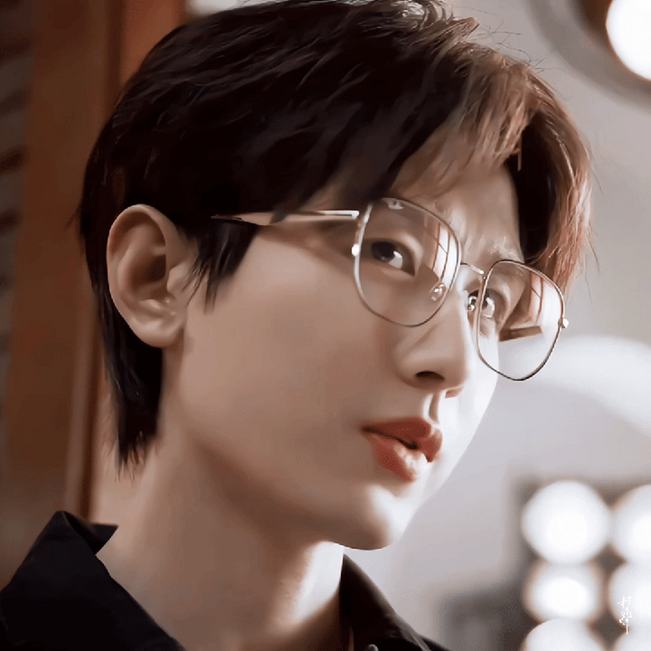 成毅# #雷朋中国品牌代言人成毅#  我想想哪个ie