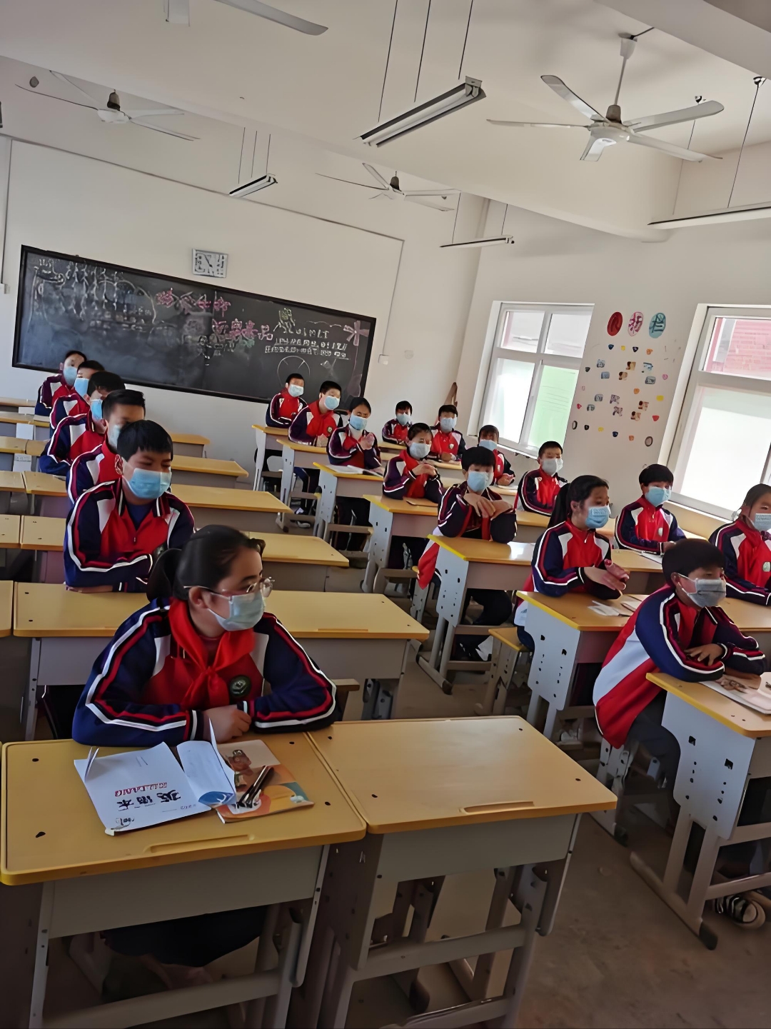 磨人的小妖精!受不了,心总是在悄悄崩溃,又慢慢自愈的边缘!