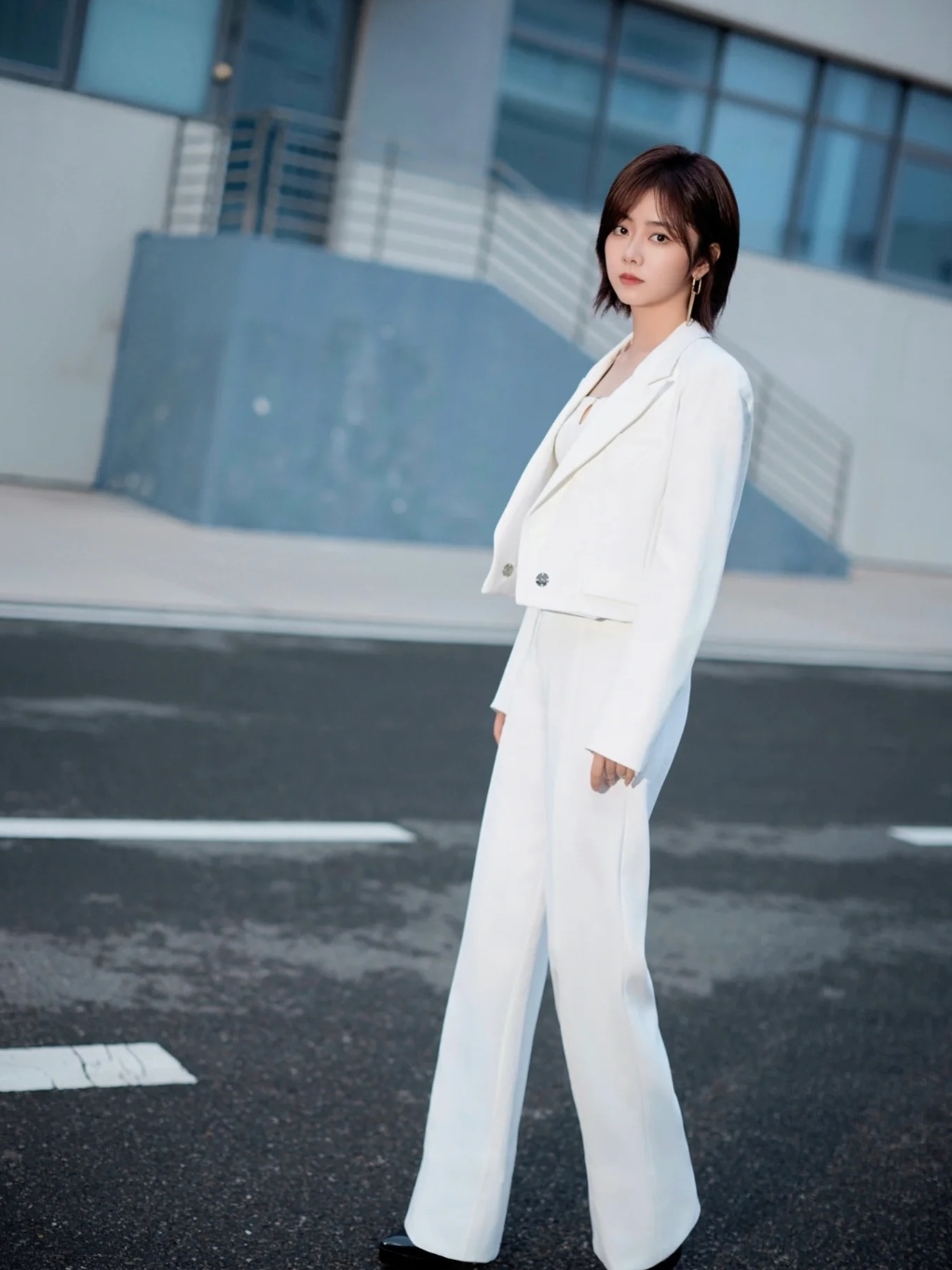 谭松韵穿白色西装也太好看了吧