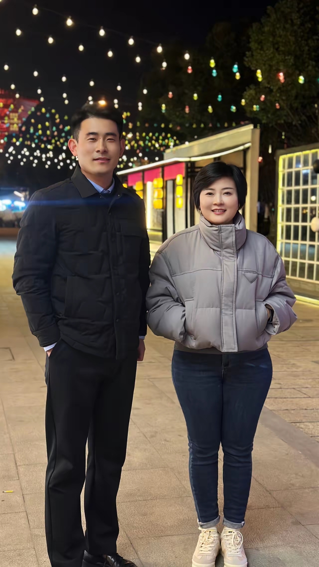 他小时候打不过我,现在他儿子也打不过我 哈哈,真