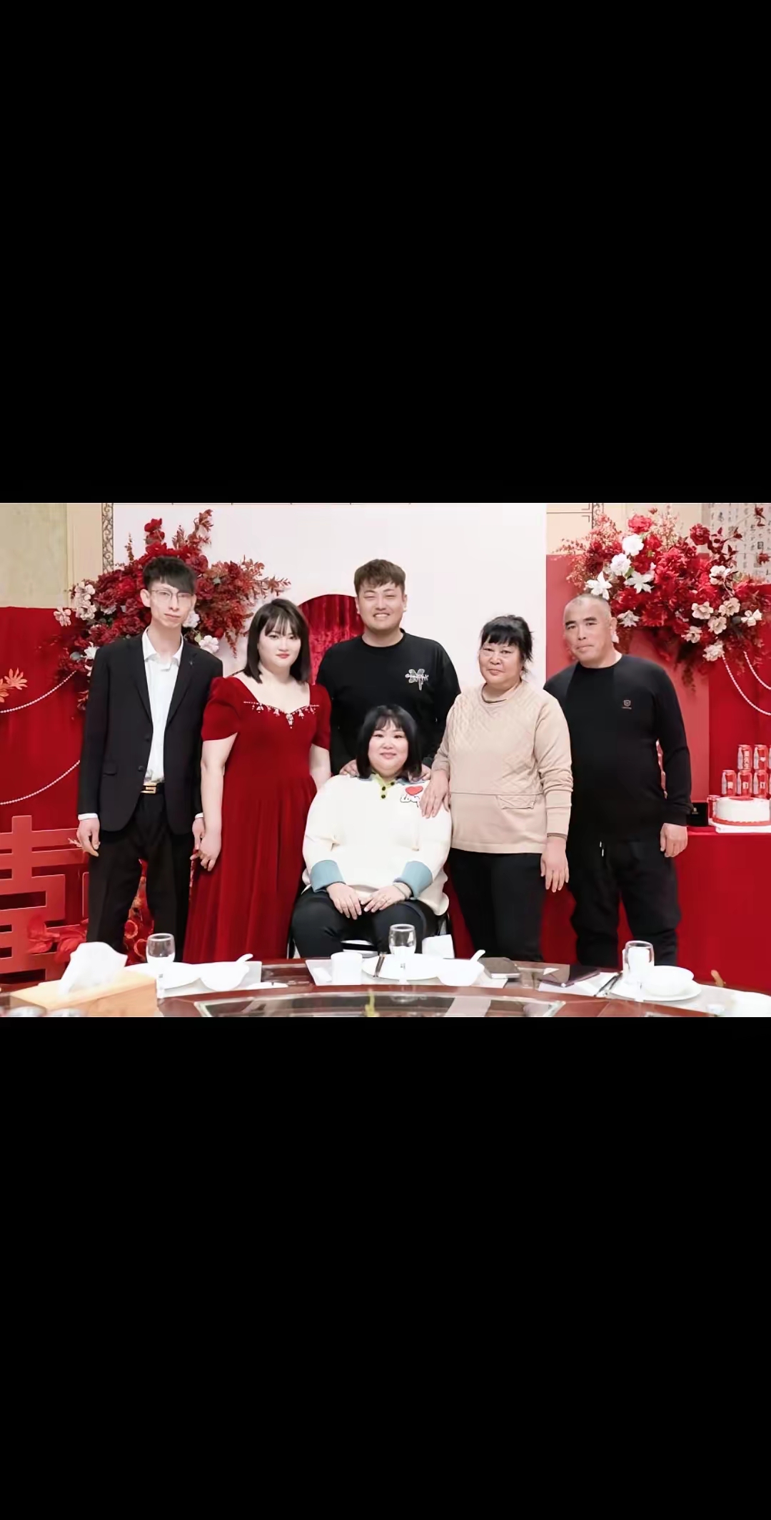 截瘫五年多,我沧州仝连香一家人照片易先荣全家福照片
