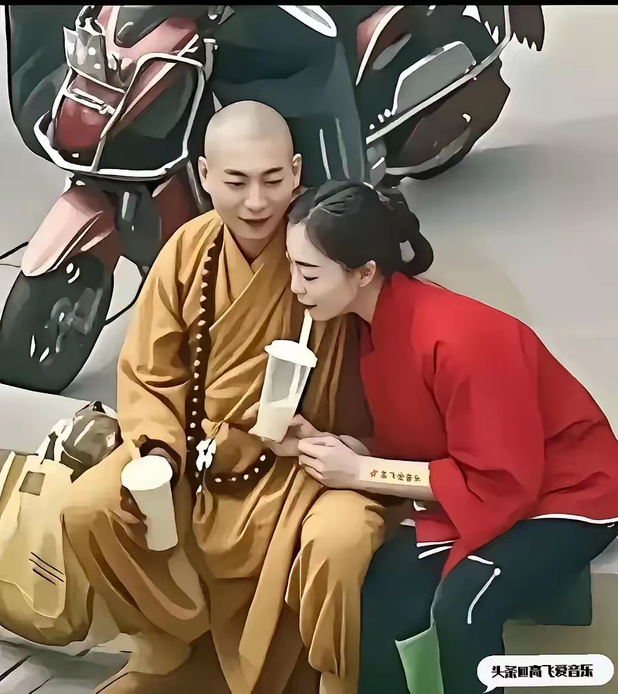 有点意思# 外出公差,街上偶遇一景,就是随手一拍