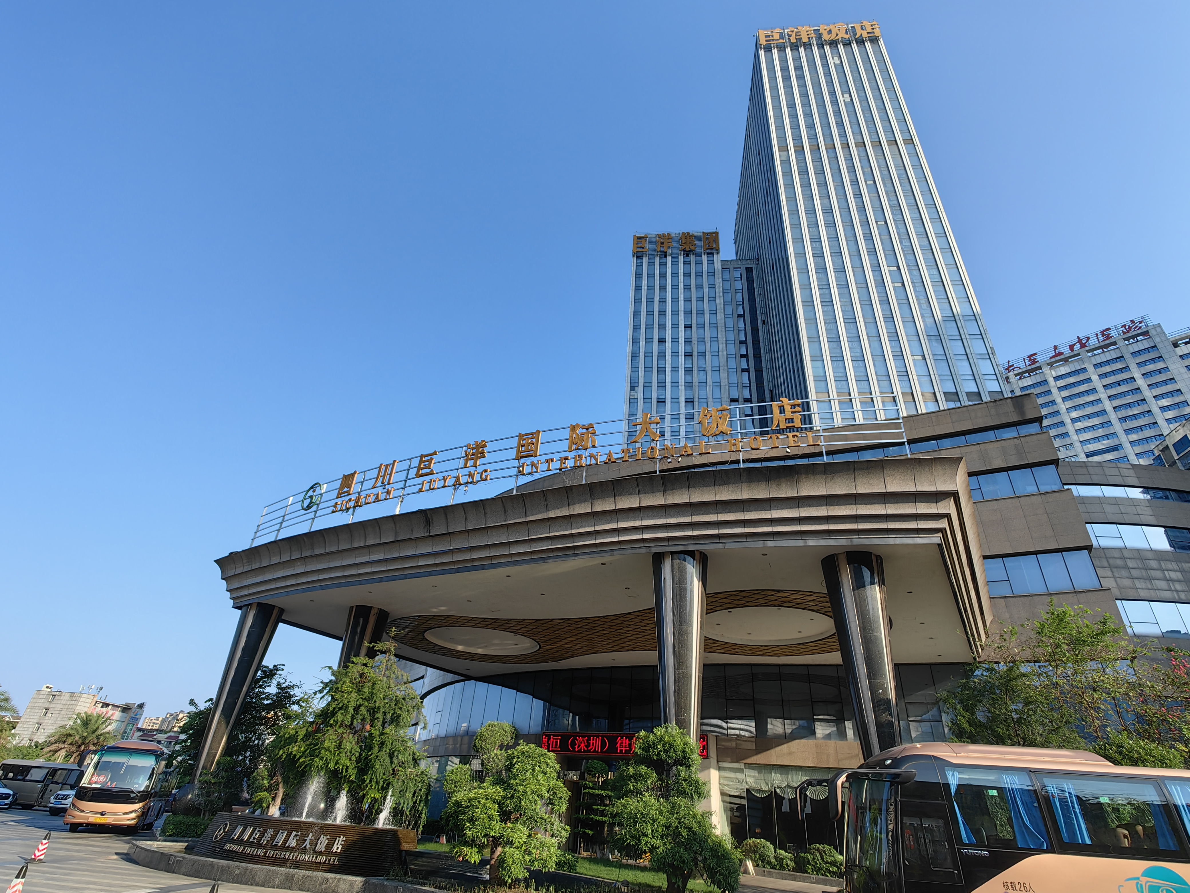 这话说的在理"人最大的运气不是捡到钱,而是某天你遇到了一个人,他