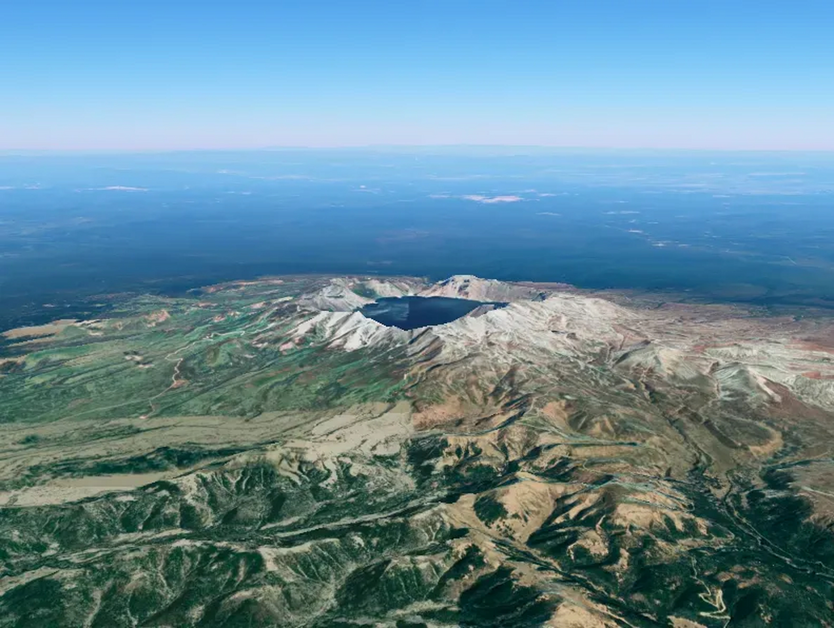 鸟瞰东北最高峰,为未能览其全貌的驴友补憾:  长白山的最高峰是朝鲜