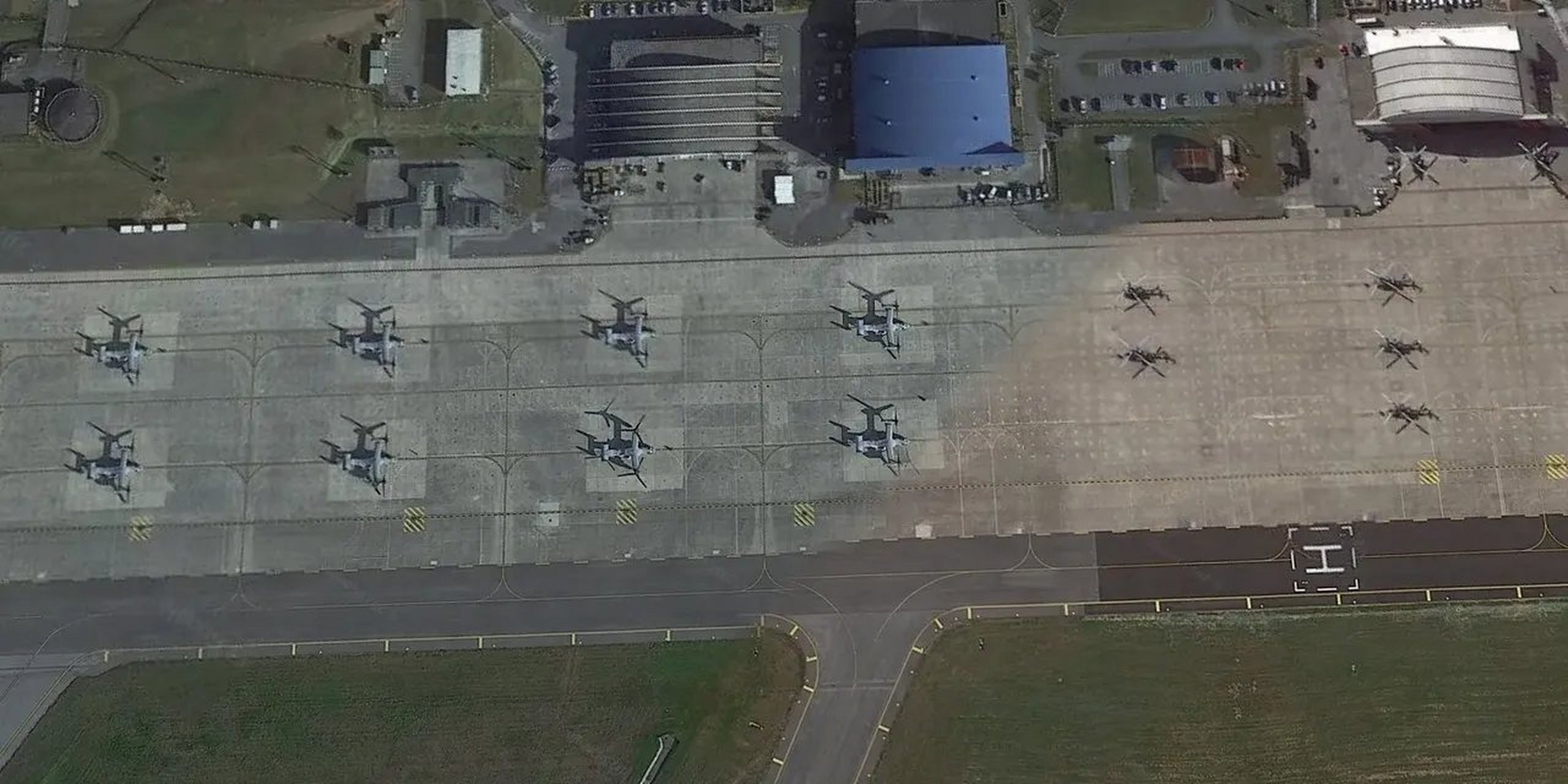 美军驻冲绳普天间基地: 普天间基地位于冲绳群岛宜野湾市普天间川市