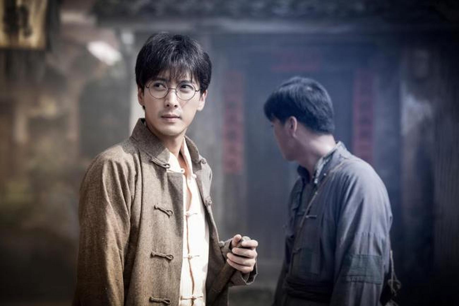 1947年,交通员姚茂良被捕,他受不住刑讯,把自己要