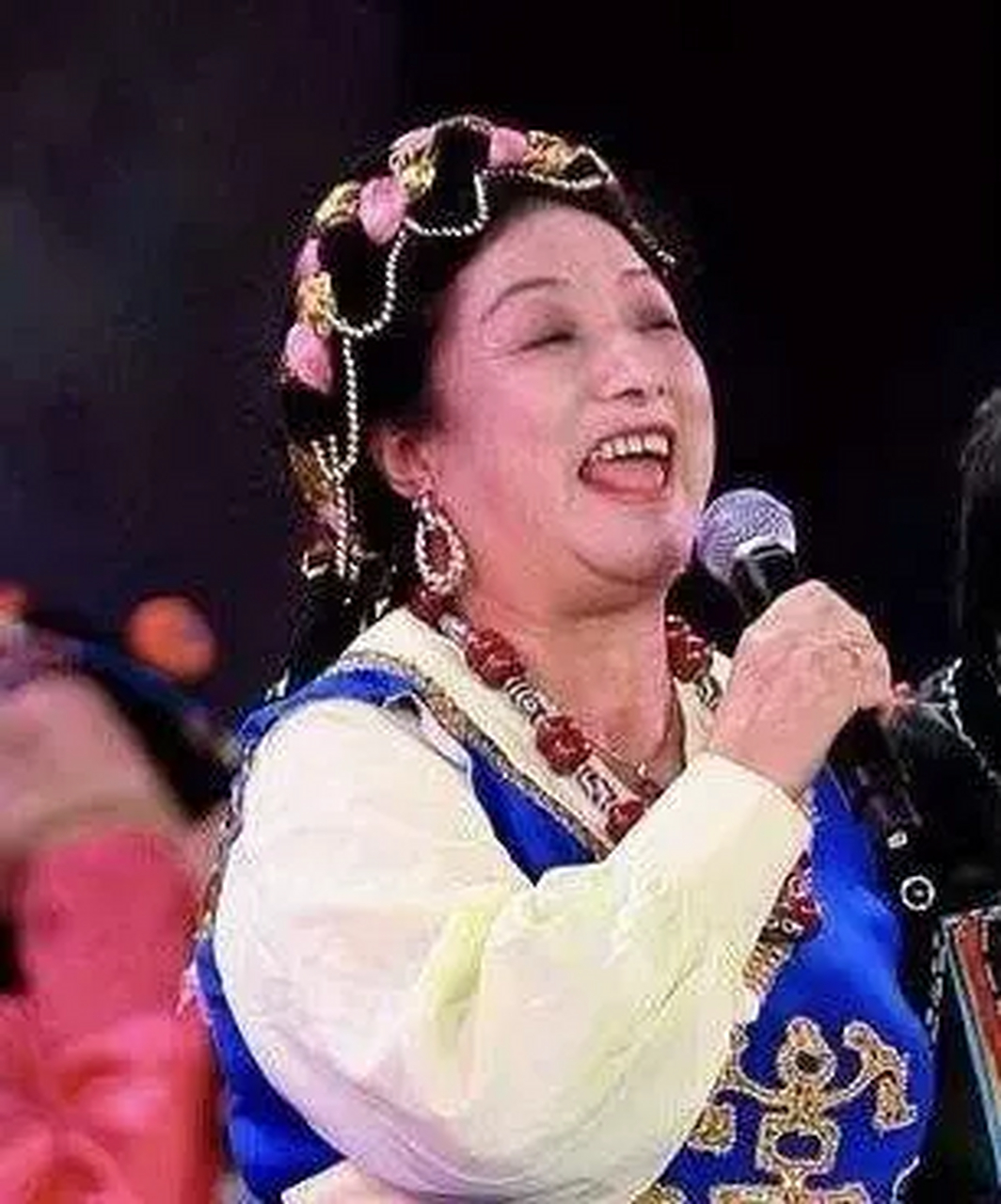 1964年,雍西演唱《北京的金山上》,惊艳现场.