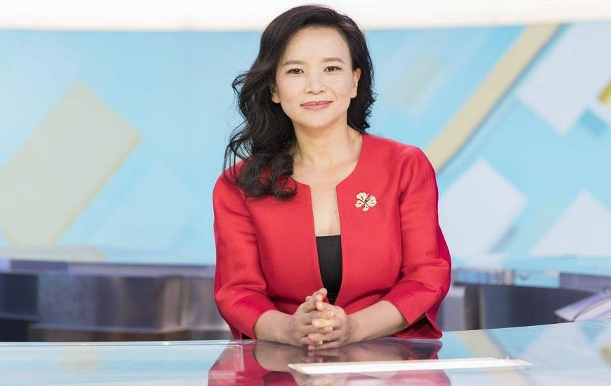 "潜伏央视20年,给中国造成近千亿损失,却因一句话暴露了自己的间谍