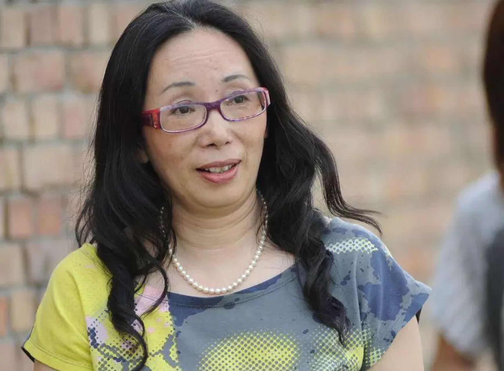 一黑龙江女富豪,身家95亿,拥有两架飞机和游轮,她丈