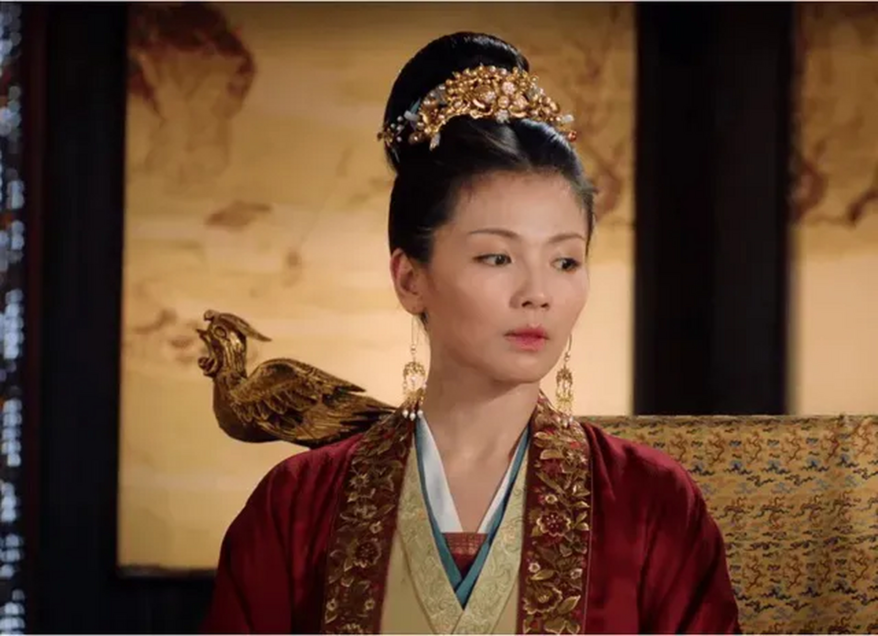 公元1033年,宋仁宗正在跟尚美人亲热.